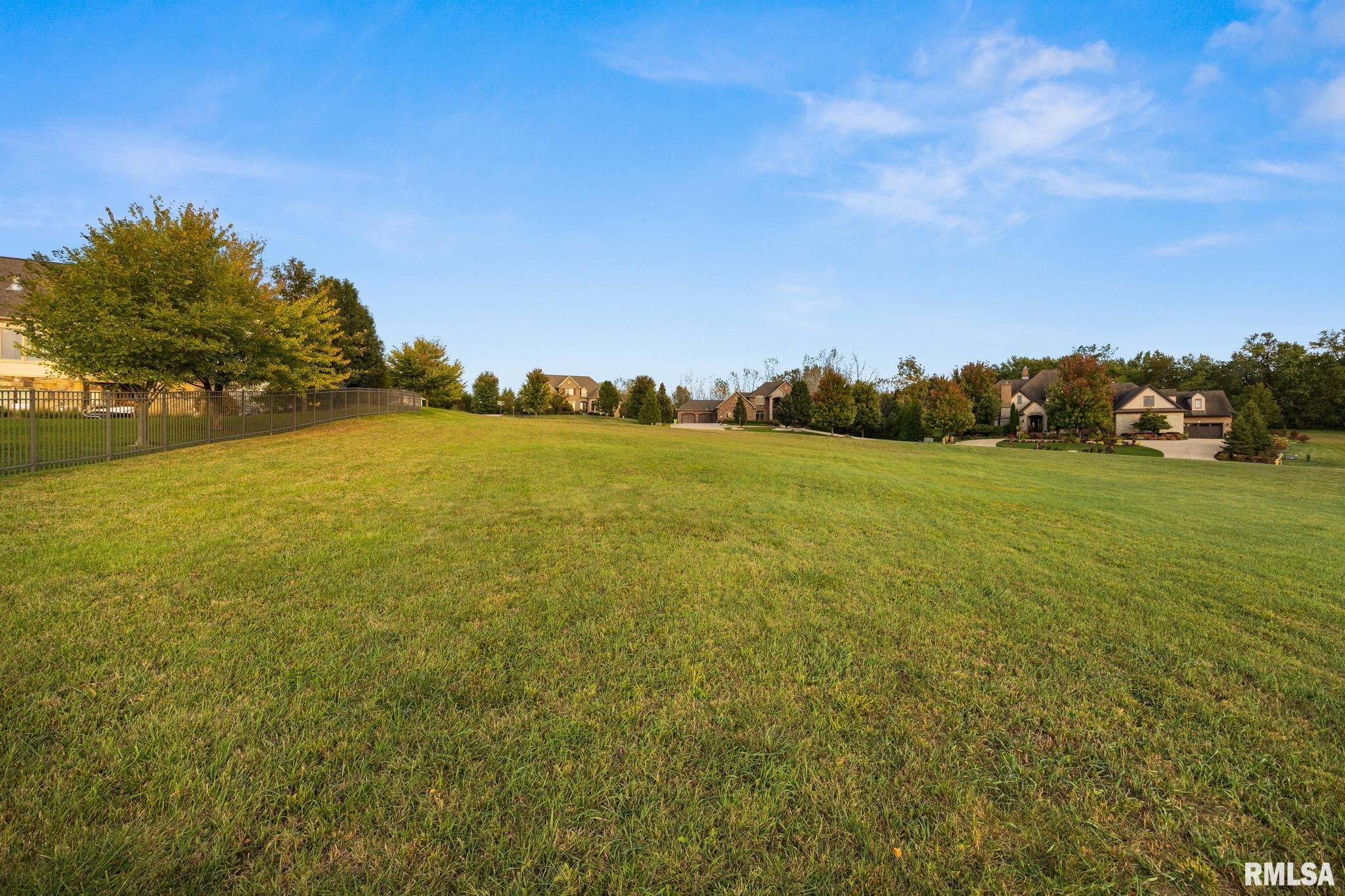 2218 W Augusta Drive, Dunlap, Illinois image 15