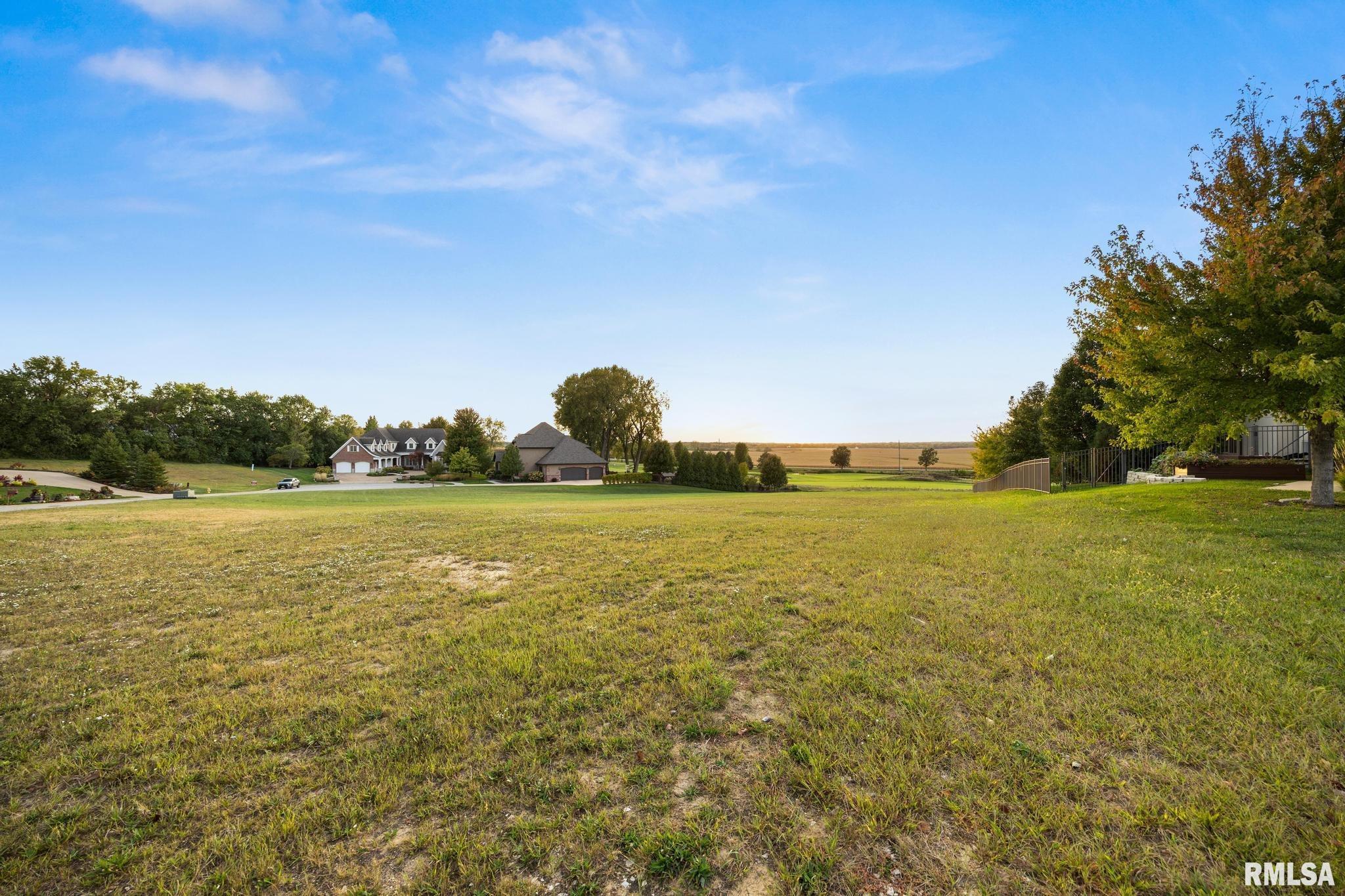 2218 W Augusta Drive, Dunlap, Illinois image 13