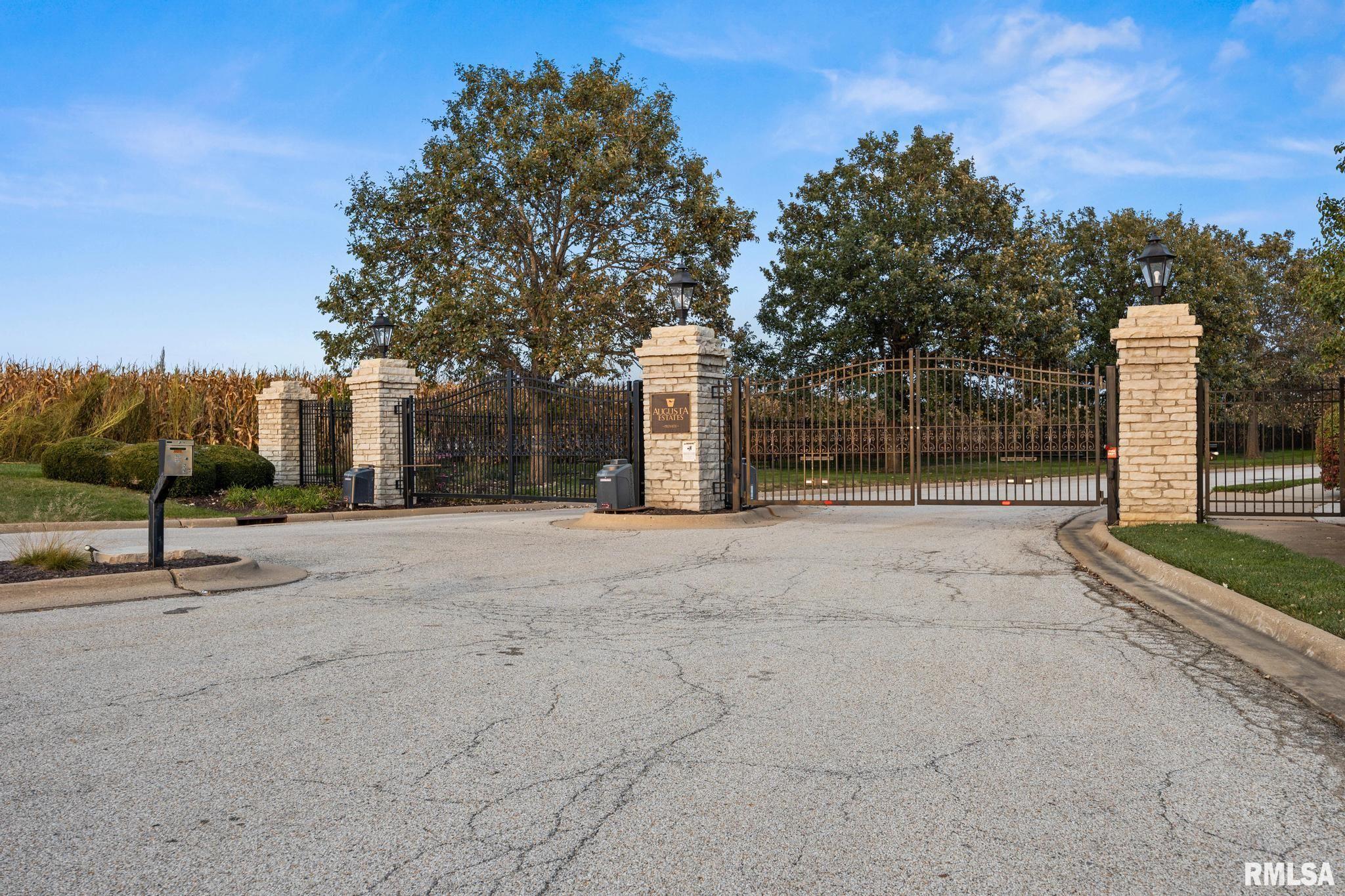 2218 W Augusta Drive, Dunlap, Illinois image 18