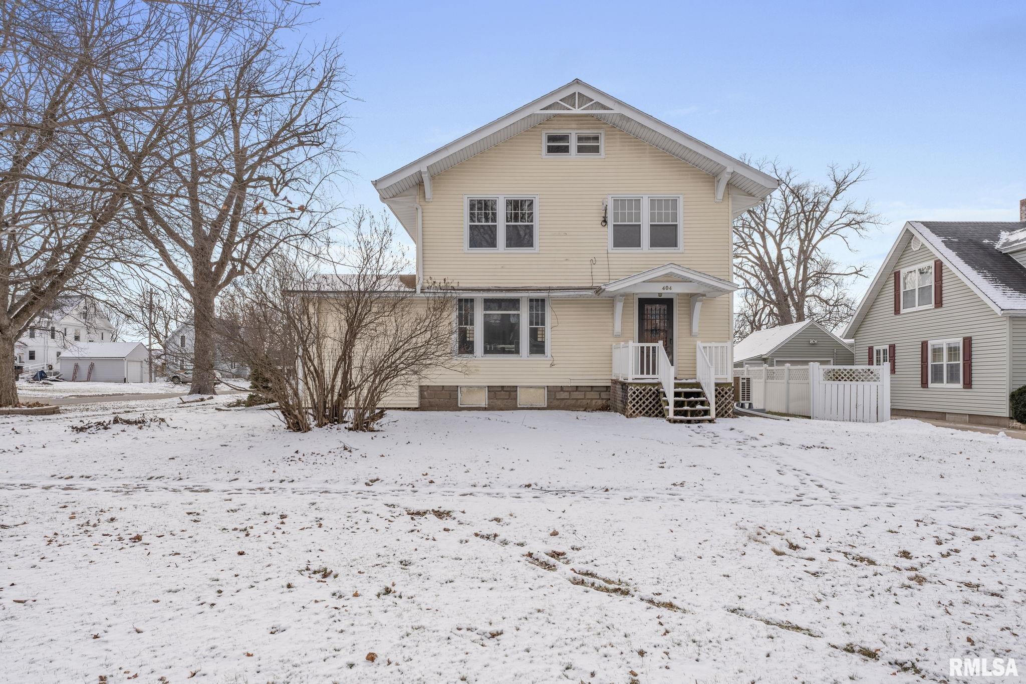 404 W 6th Street, Wilton, Iowa image 2