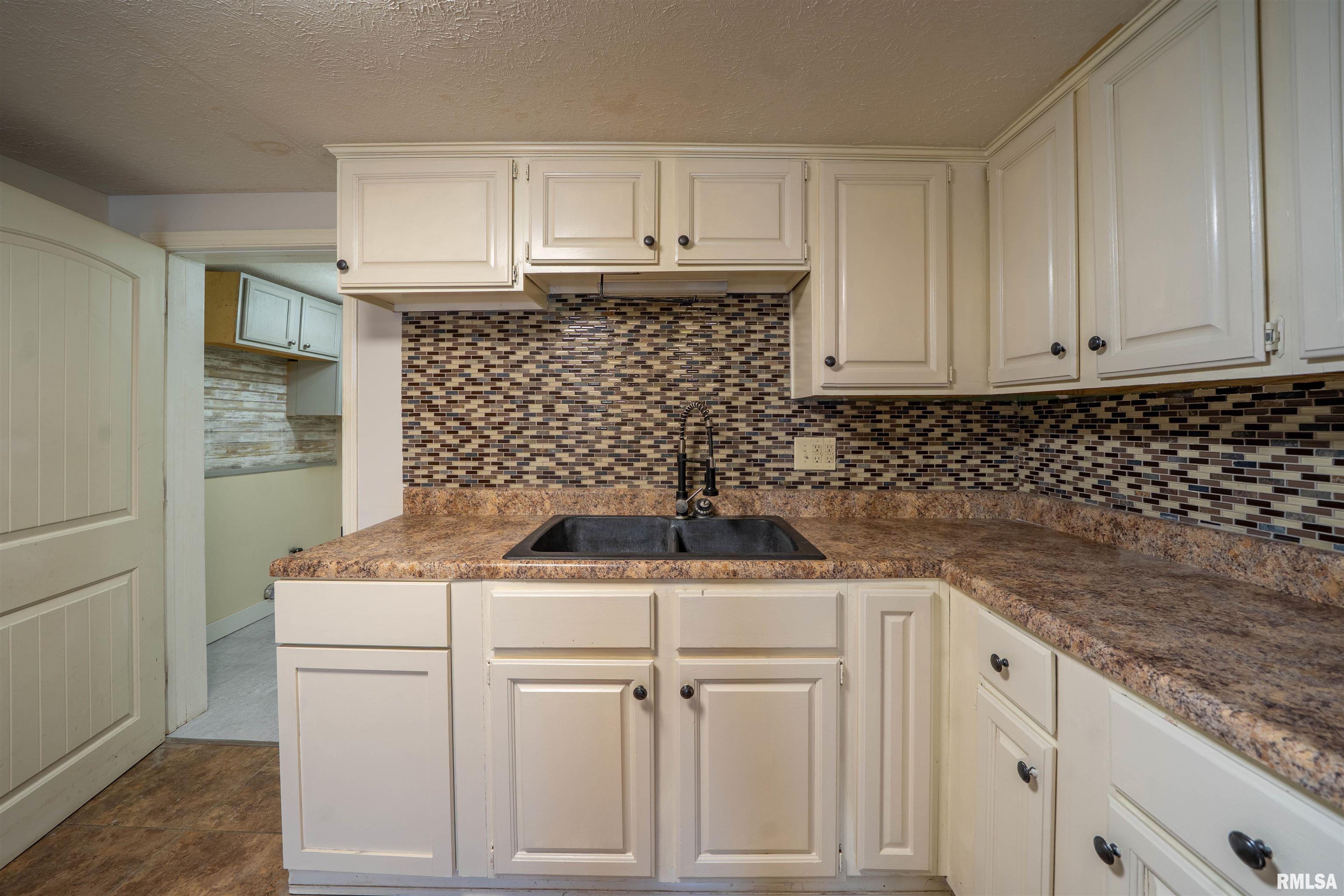 321 N 3rd Street, Hanna City, Illinois image 12