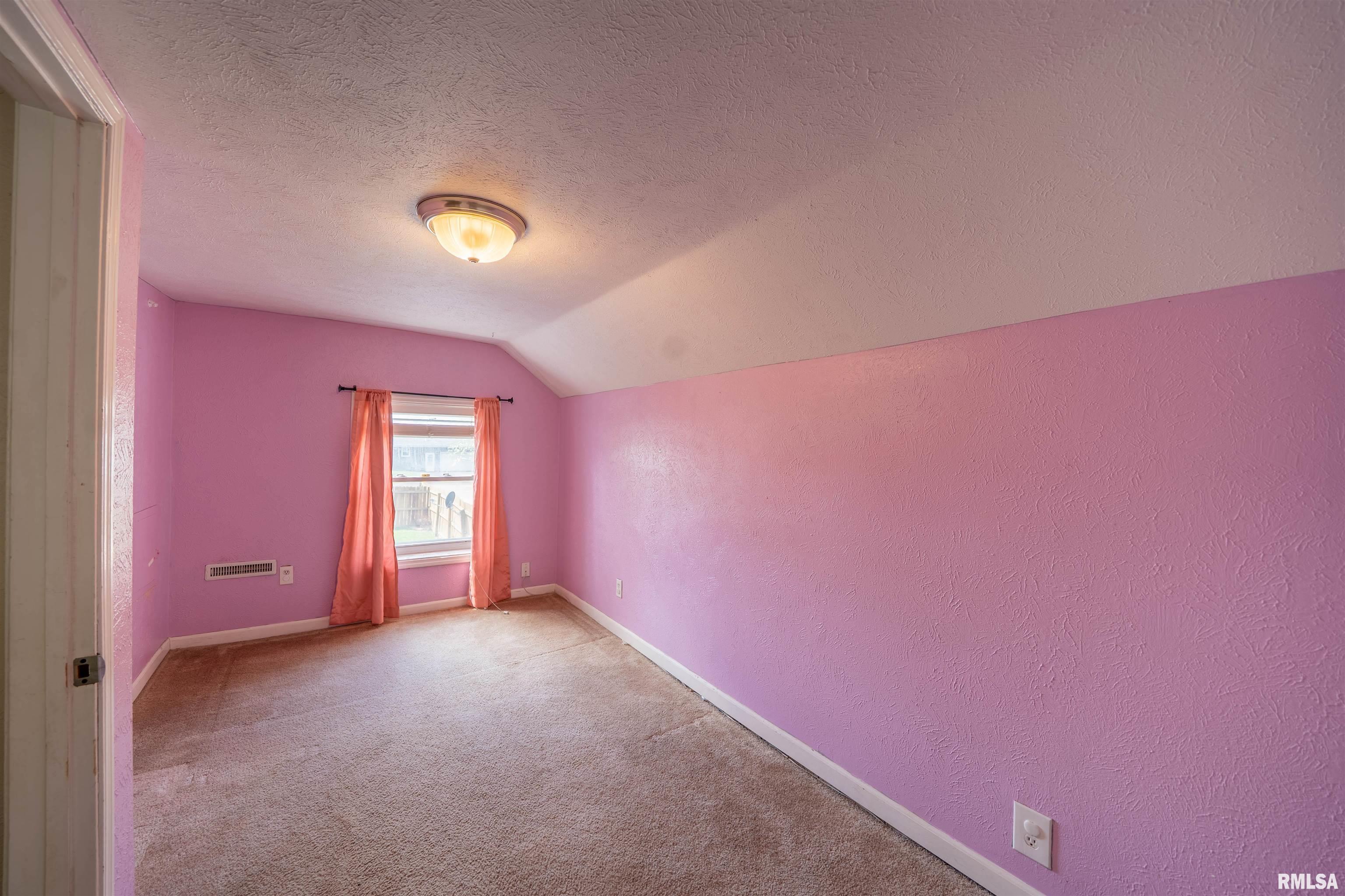 321 N 3rd Street, Hanna City, Illinois image 20