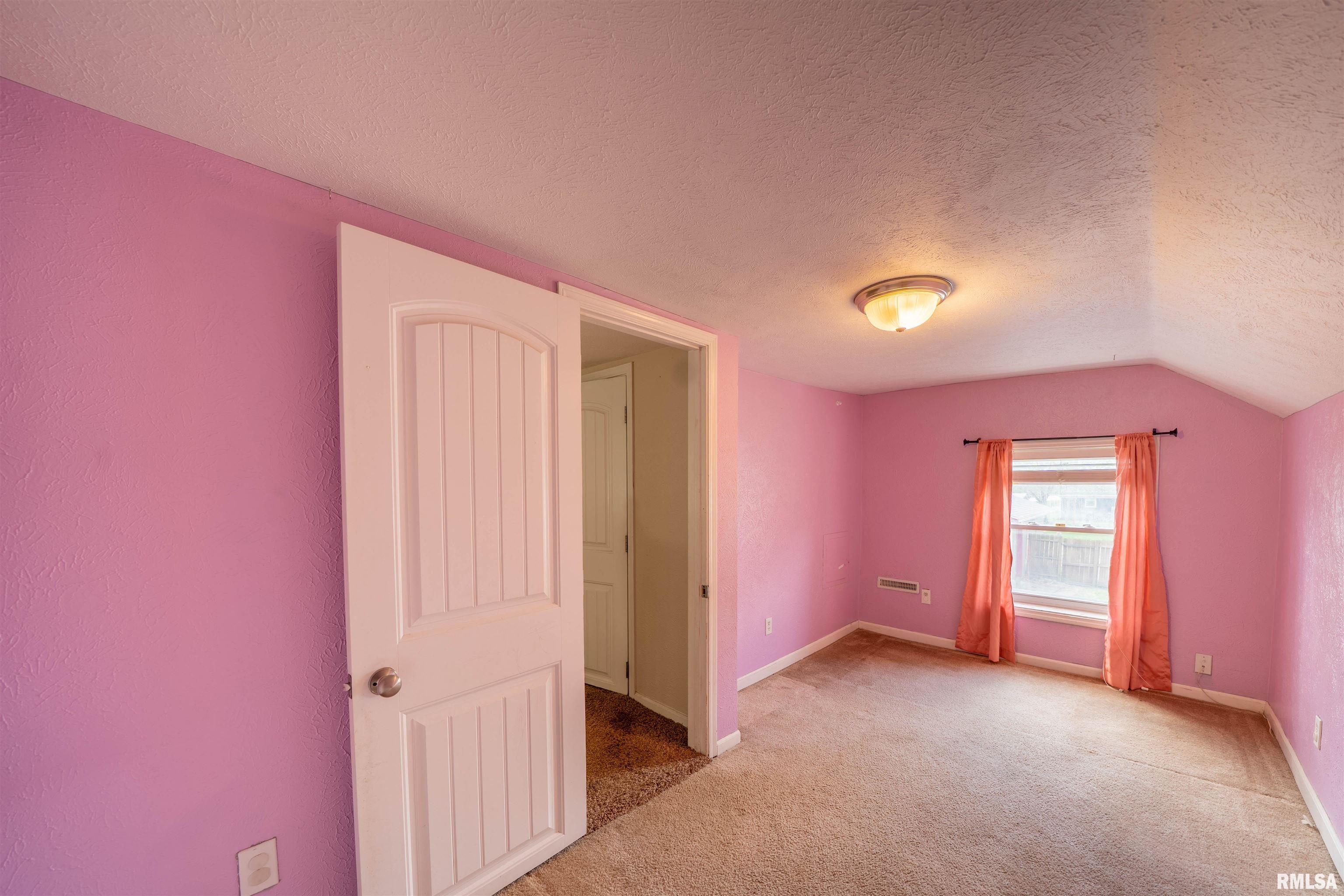 321 N 3rd Street, Hanna City, Illinois image 23