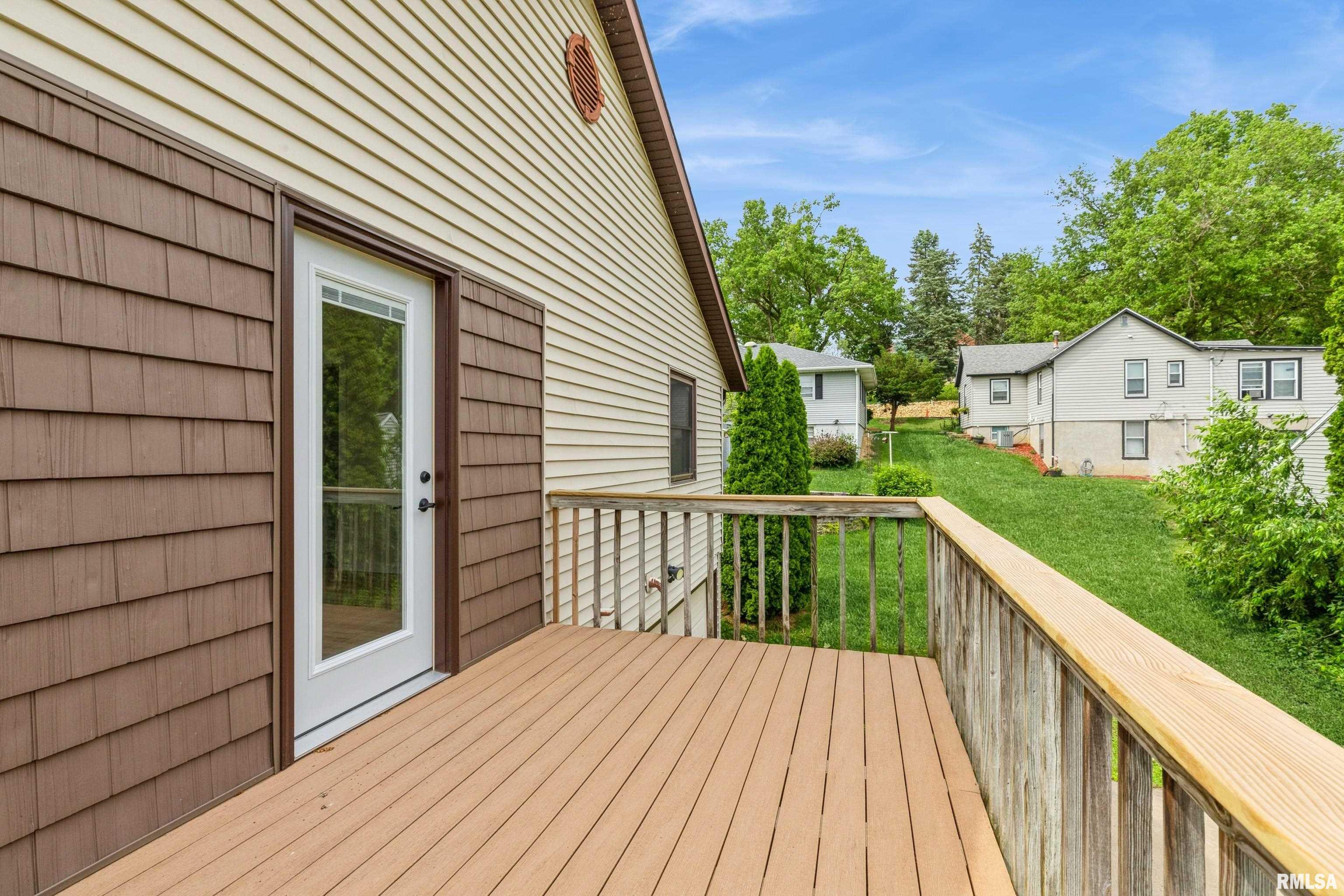 3123 N 2nd Street, Clinton, Iowa image 22