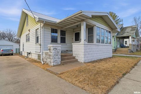 Apartment For Sale - 2005 N Prospect Road<br/> Peoria, IL 61603