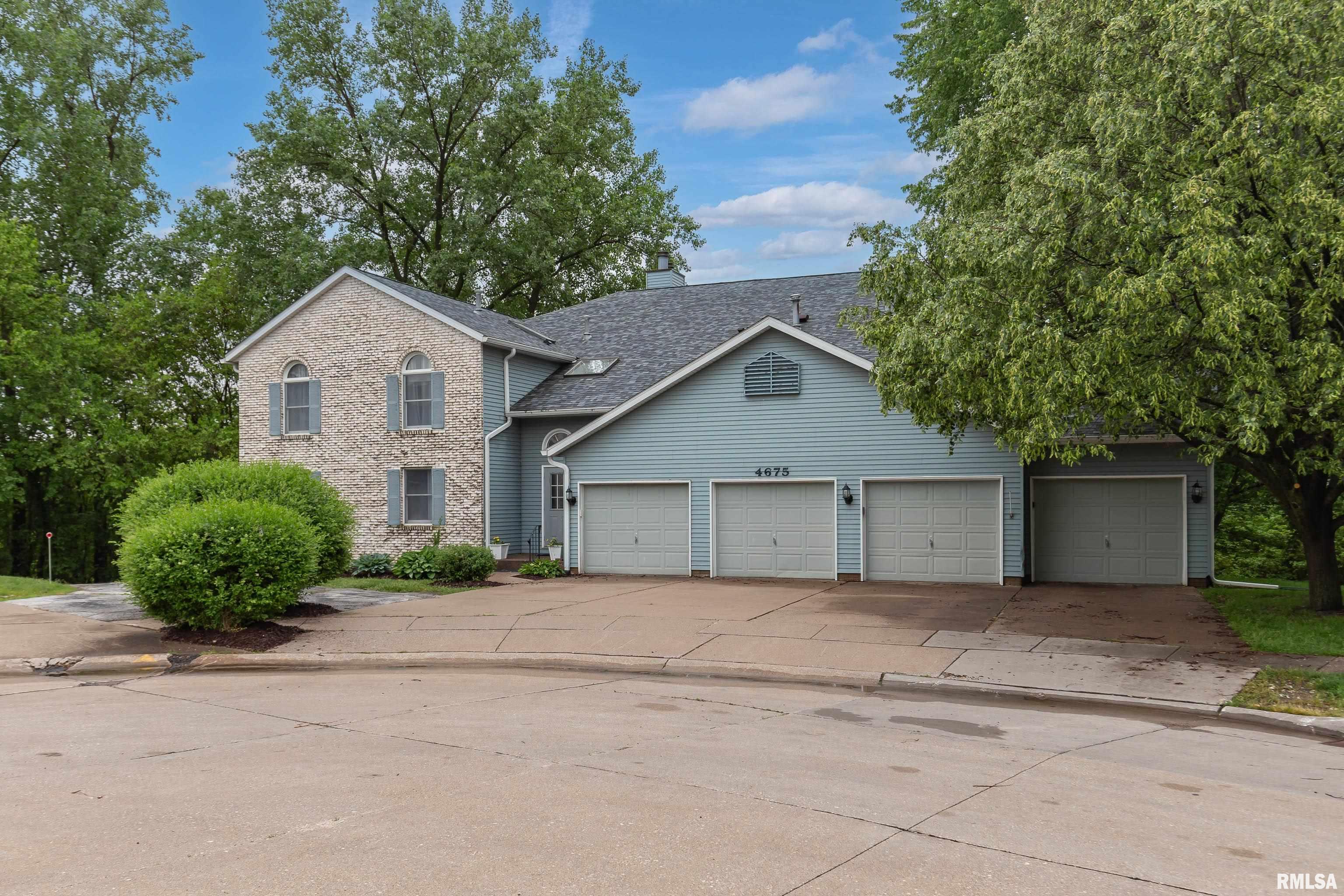 4675 Kynnelworth Drive #301, Bettendorf, Iowa image 1