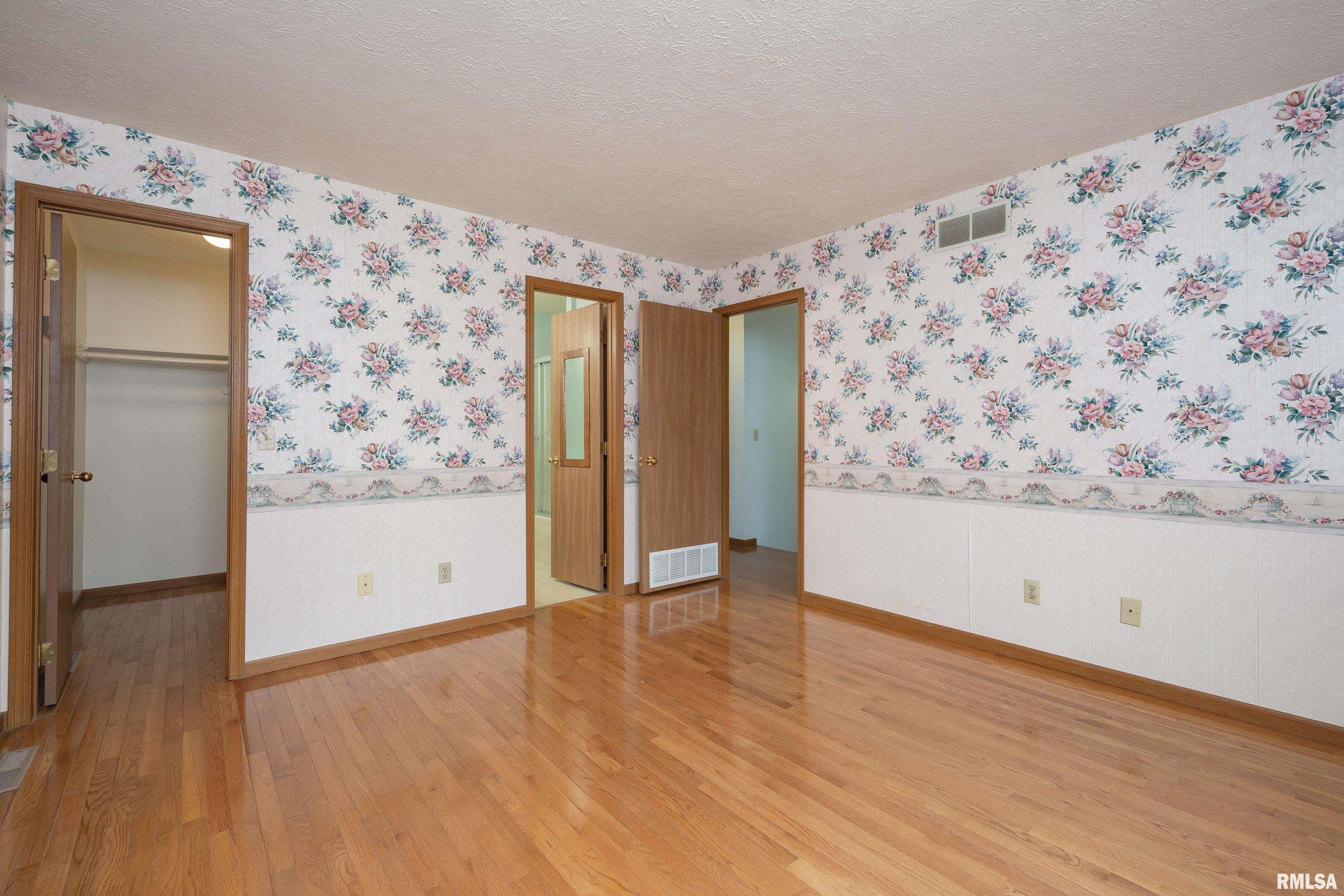 4675 Kynnelworth Drive #301, Bettendorf, Iowa image 22