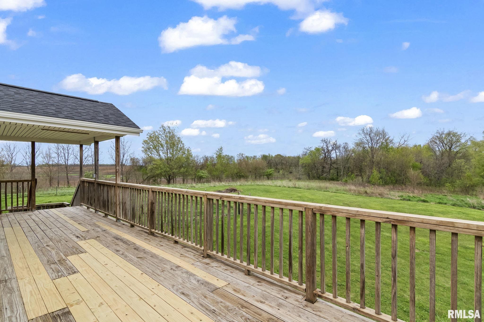 422 E 750 N Road, Morrisonville, Illinois image 37