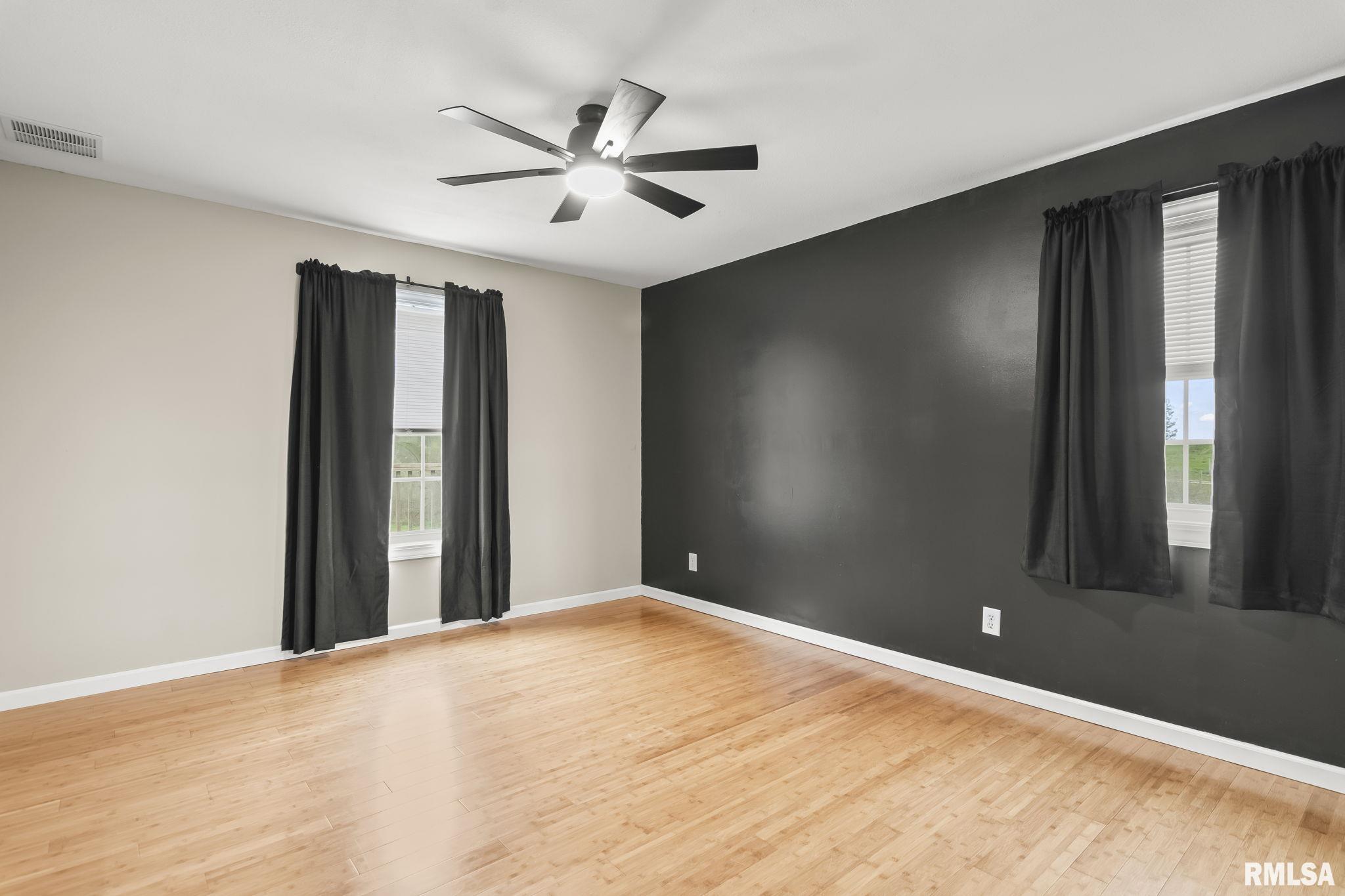 422 E 750 N Road, Morrisonville, Illinois image 18