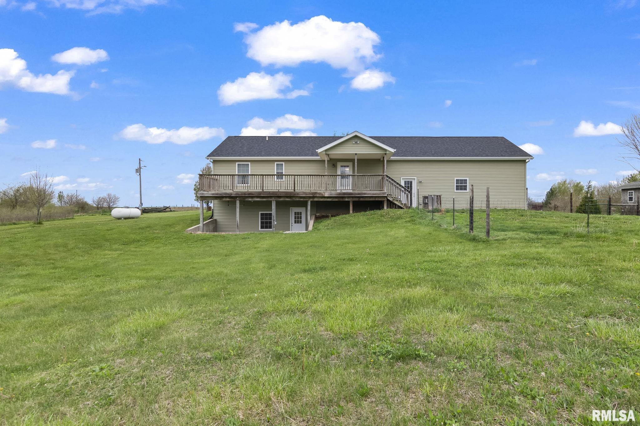 422 E 750 N Road, Morrisonville, Illinois image 38