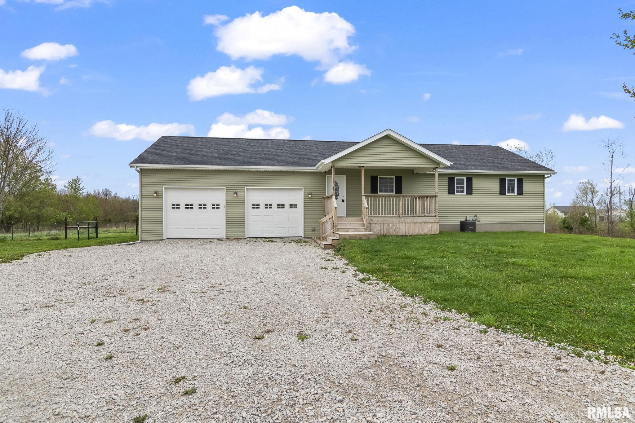 422 E 750 N Road, Morrisonville, Illinois image 2