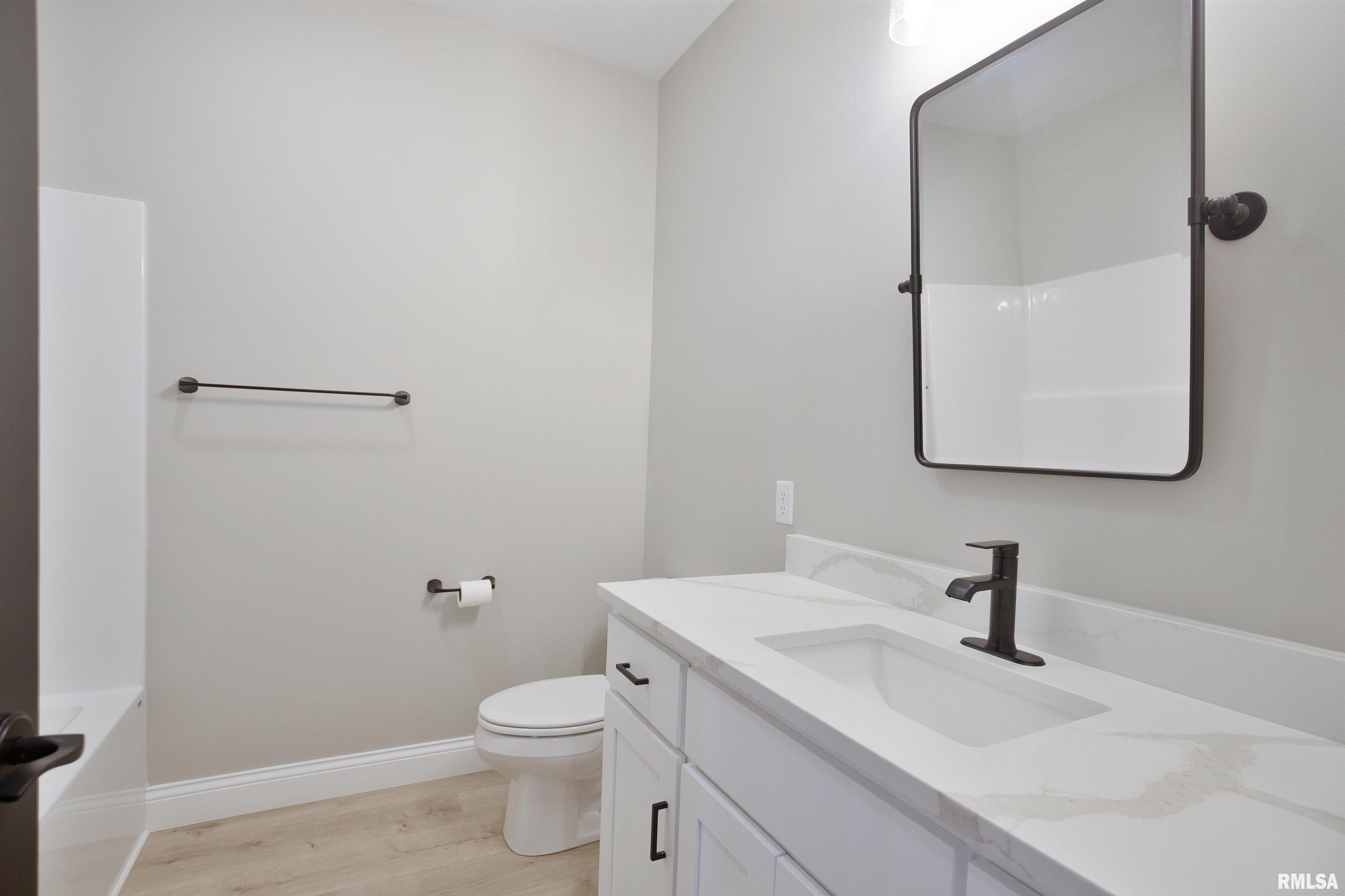1700 Blenheim Drive, Springfield, Illinois image 3