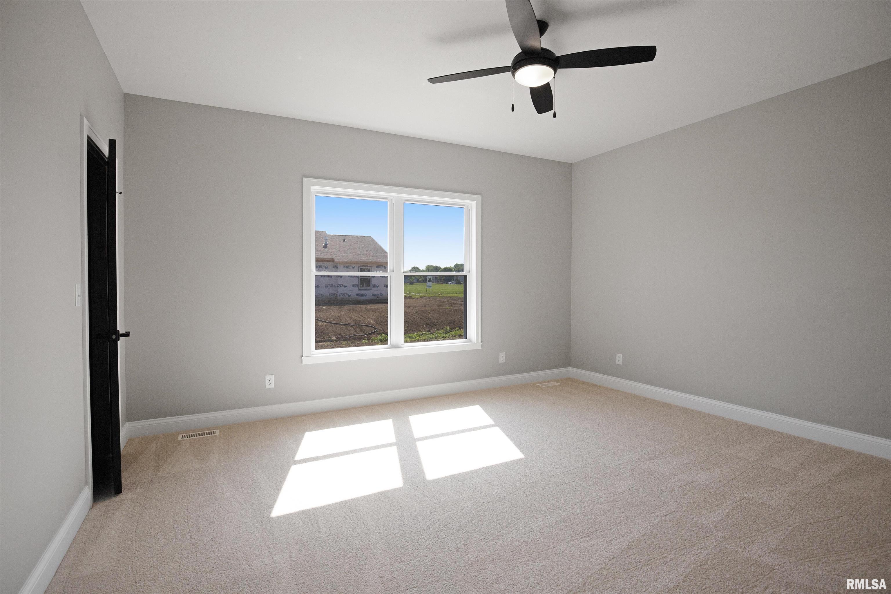 1700 Blenheim Drive, Springfield, Illinois image 10
