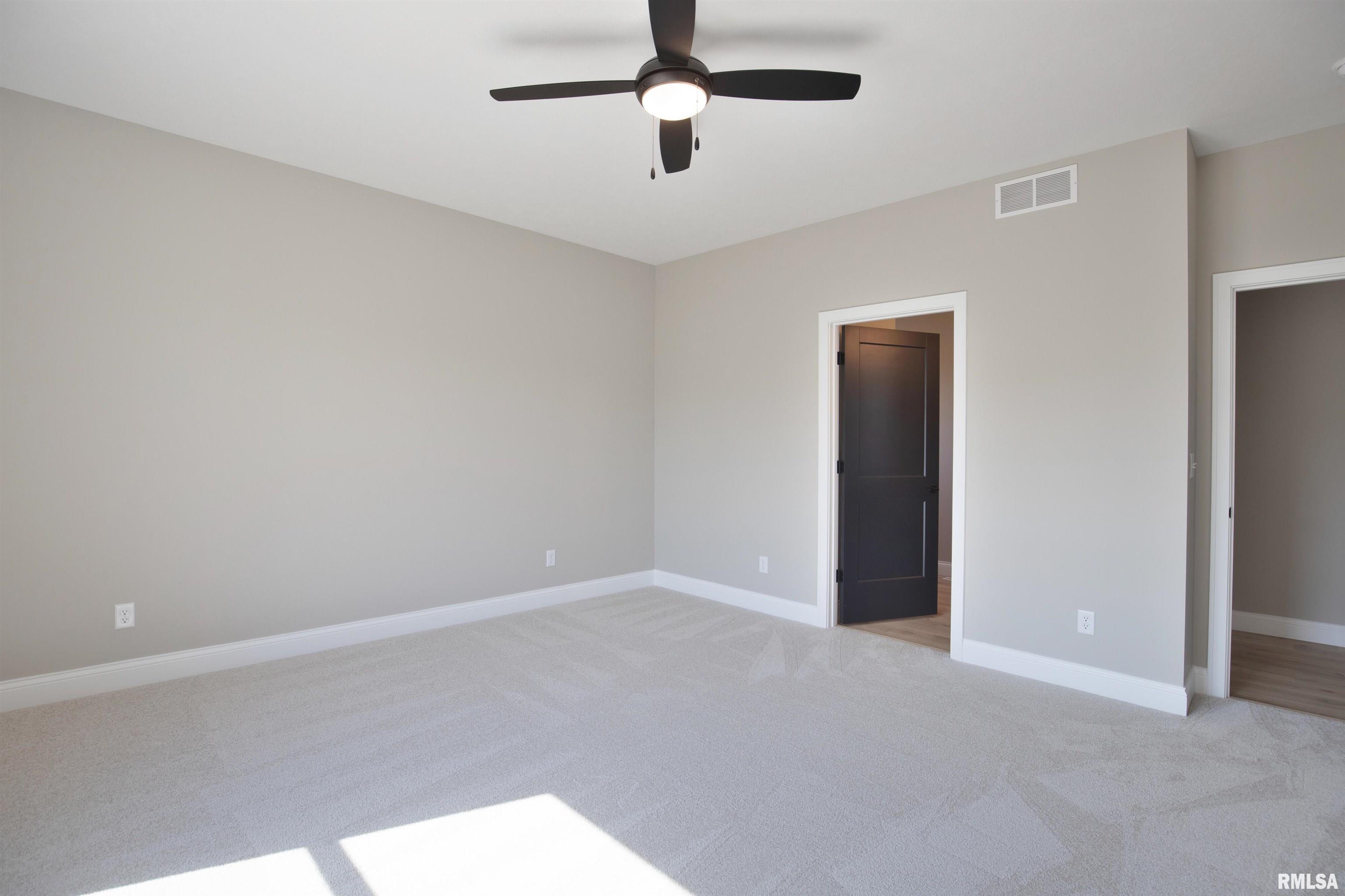 1700 Blenheim Drive, Springfield, Illinois image 11