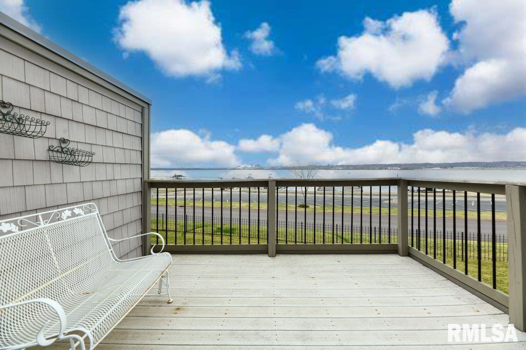 208 Harbor Pointe Drive, East Peoria, Illinois image 36
