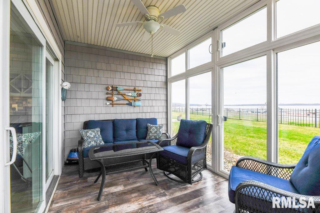 208 Harbor Pointe Drive, East Peoria, Illinois image 37