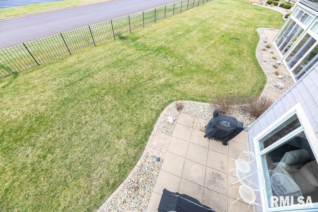 208 Harbor Pointe Drive, East Peoria, Illinois image 38