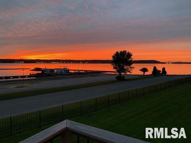 208 Harbor Pointe Drive, East Peoria, Illinois image 47