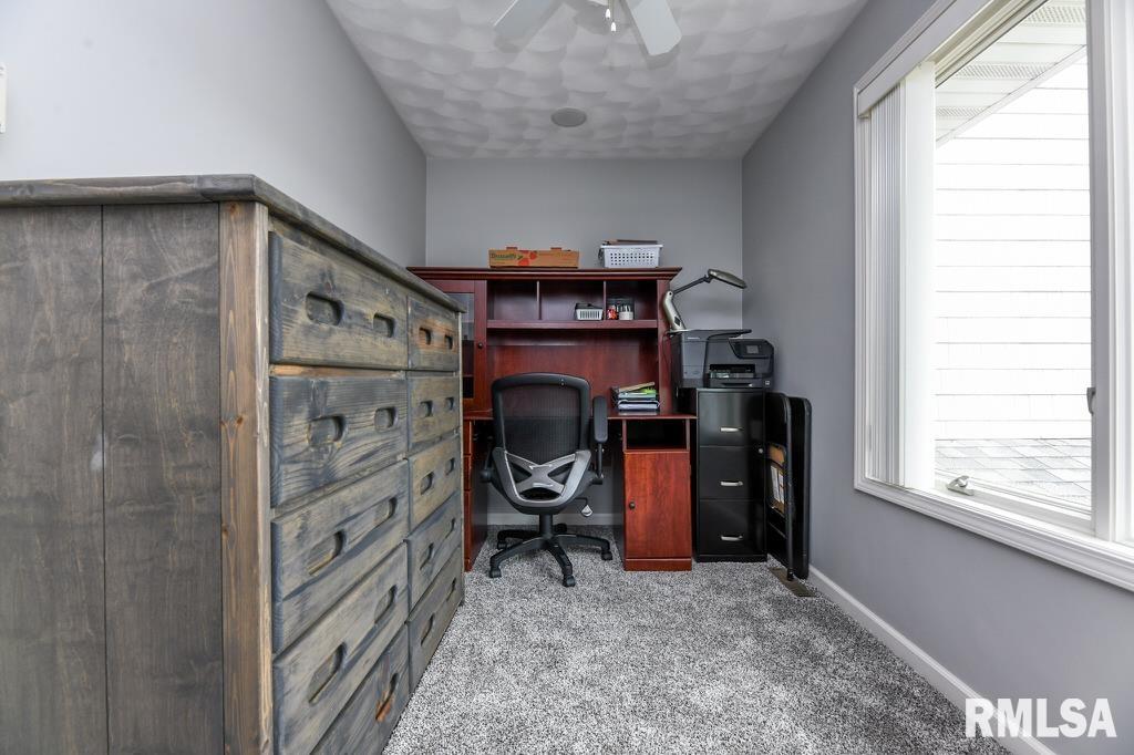 208 Harbor Pointe Drive, East Peoria, Illinois image 28