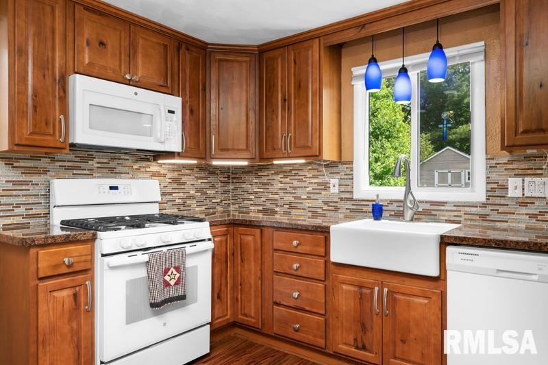 824 S State Street, Geneseo, Illinois image 9