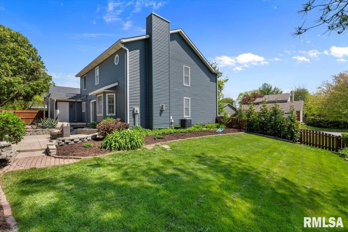 4690 Lindbergh Drive, Bettendorf, Iowa image 9