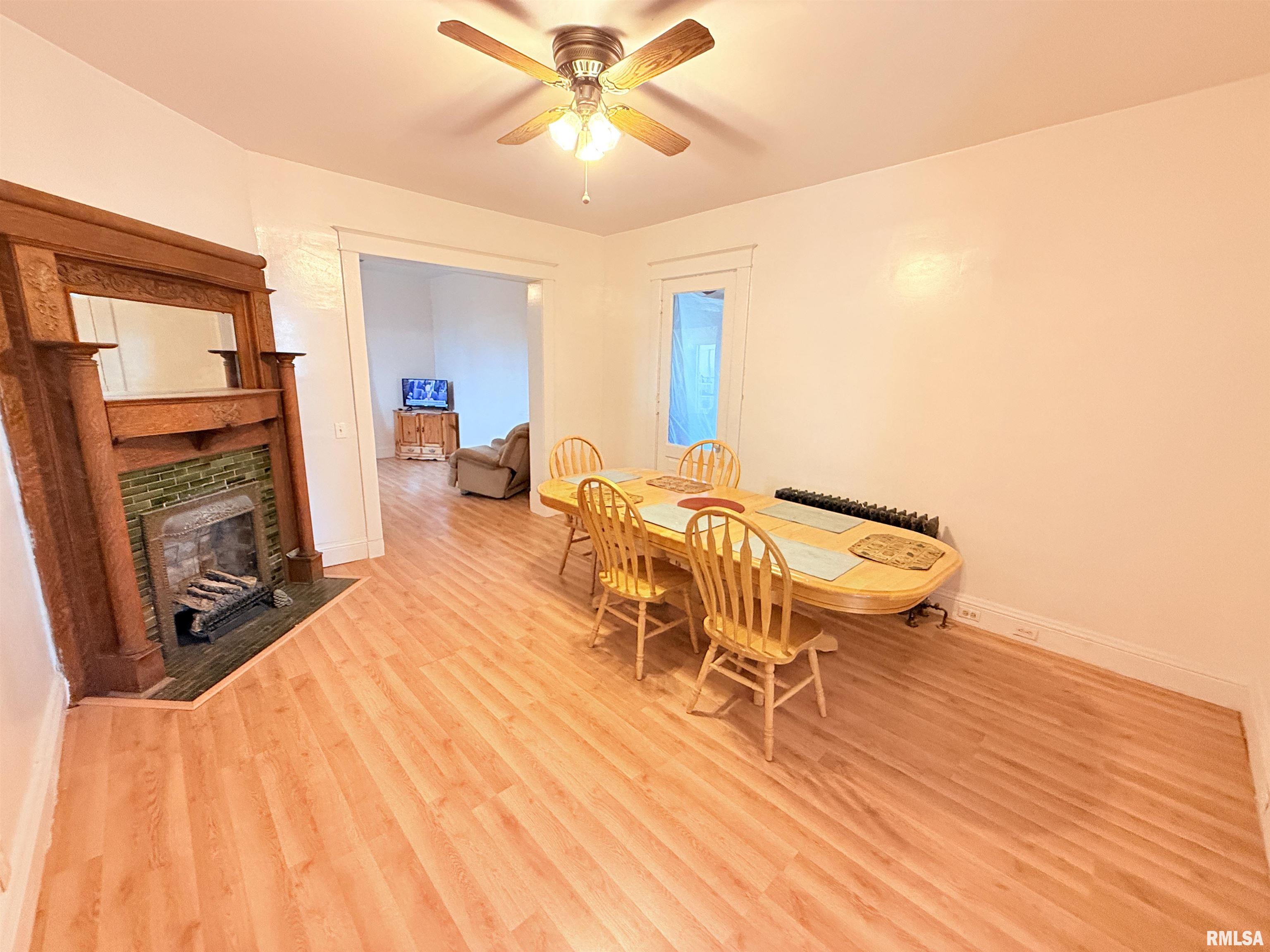 302 S Walnut Street, Salem, Illinois image 15