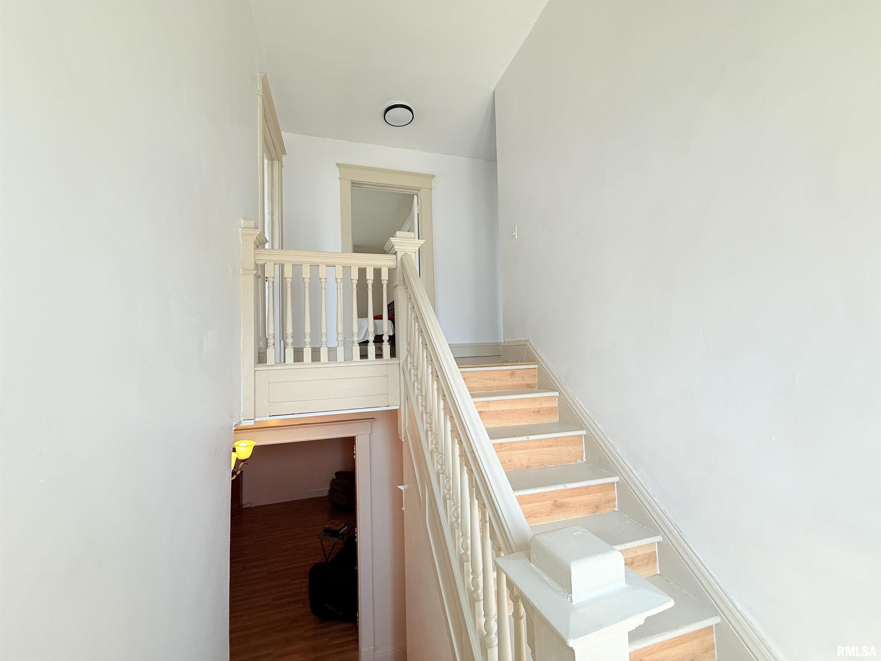 302 S Walnut Street, Salem, Illinois image 26