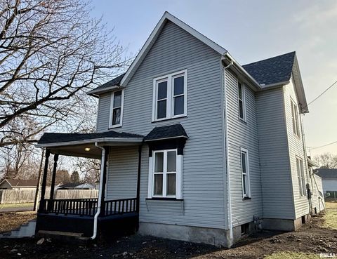 Homes For Sale - 1021 S Chambers Street<br/> Knox County, Galesburg, IL 61401