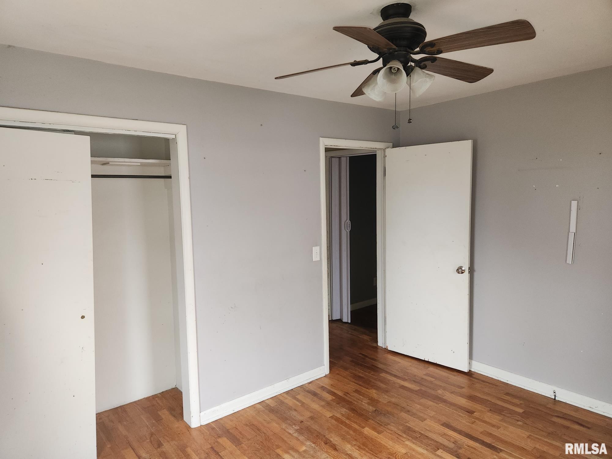 501 S Walnut Street, Wayne City, Illinois image 11