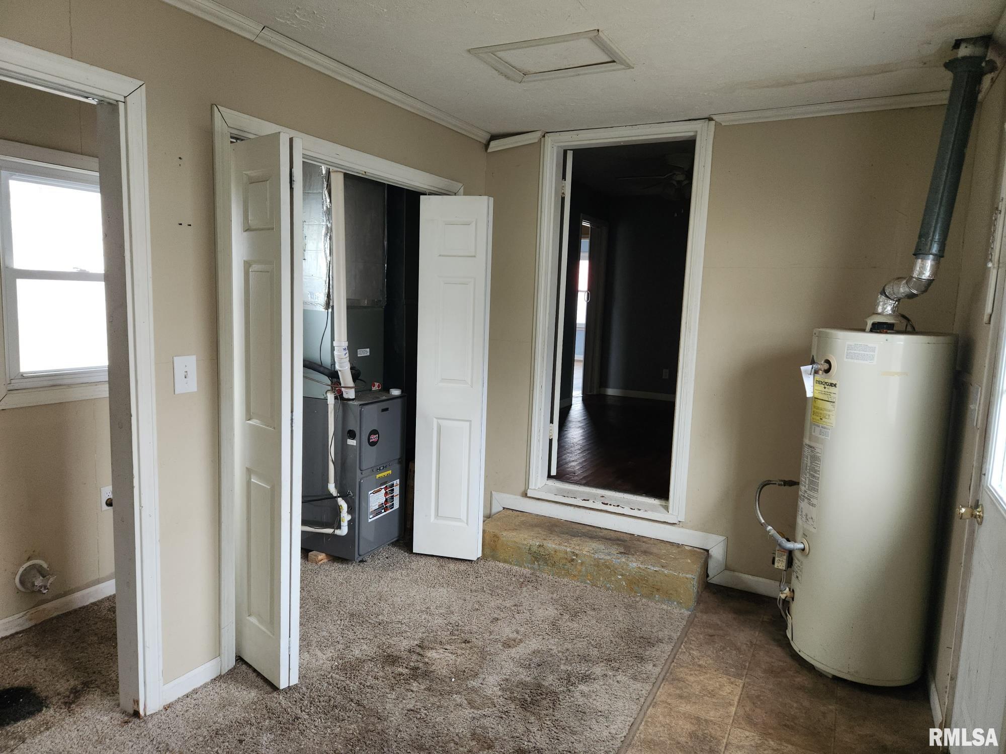 501 S Walnut Street, Wayne City, Illinois image 10