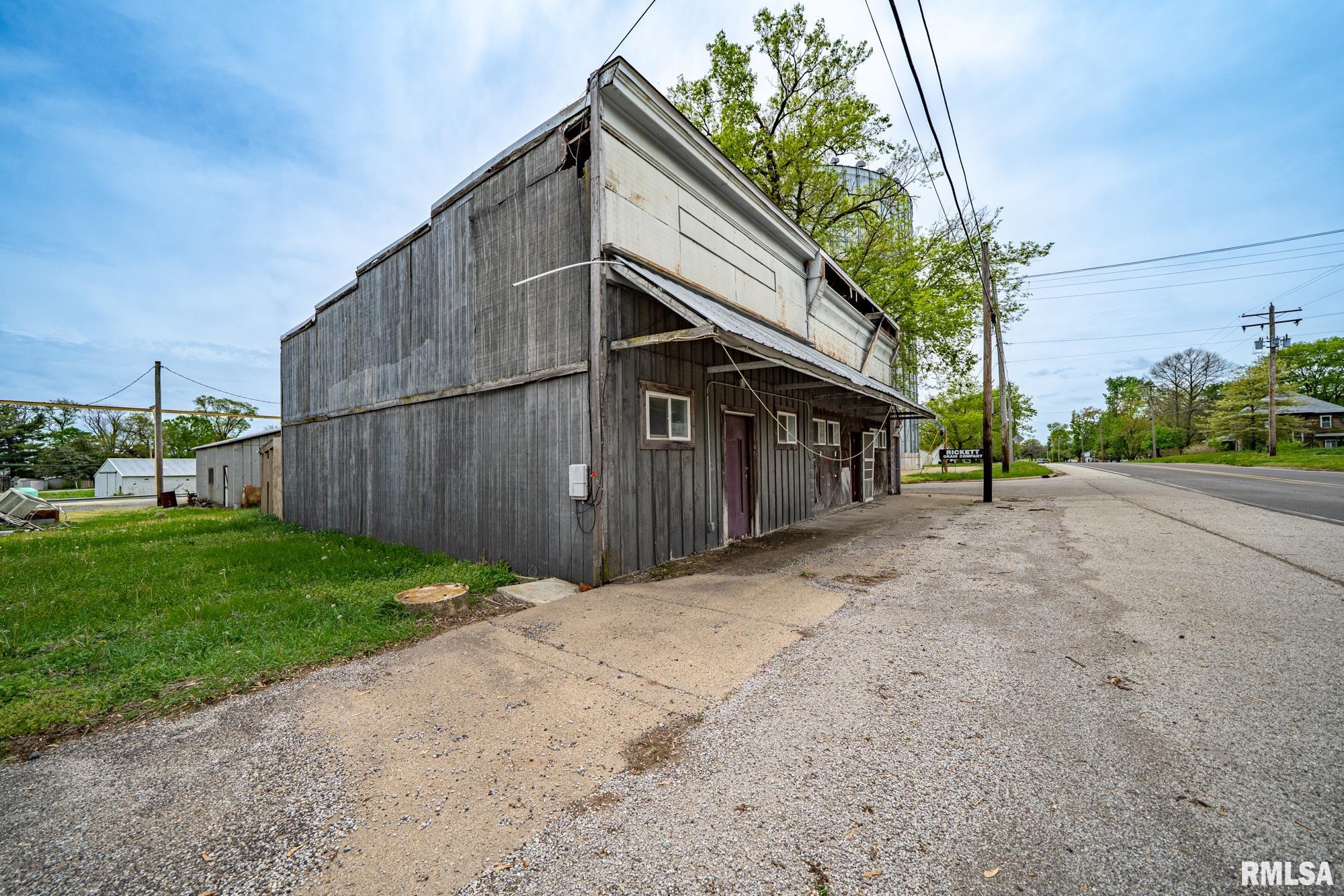 100 S Main Street, Forest City, Illinois image 12