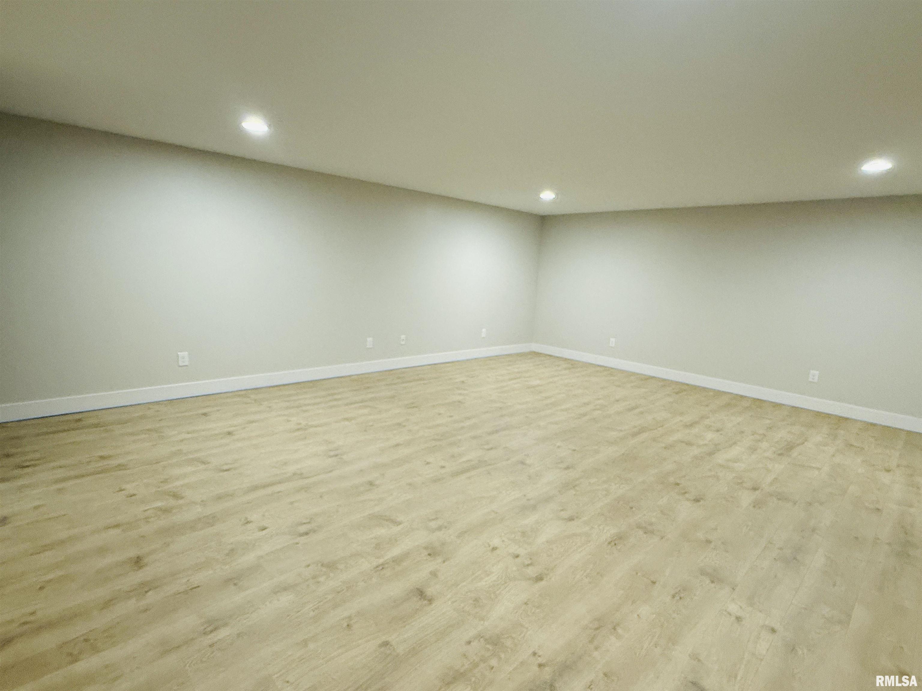 1109 Lawson Street, Washington, Illinois image 10
