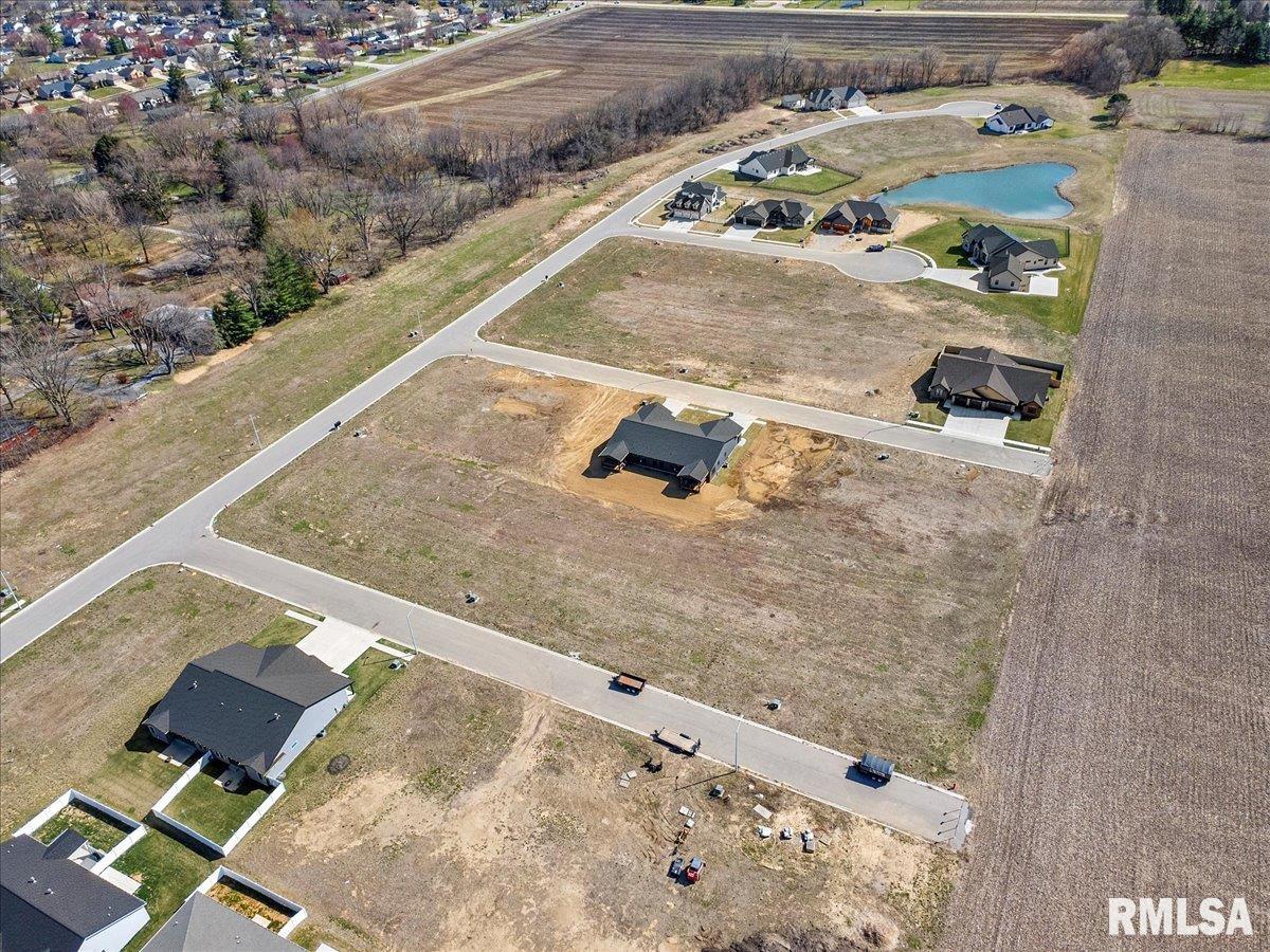 628 Sloan Drive, Springfield, Illinois image 15