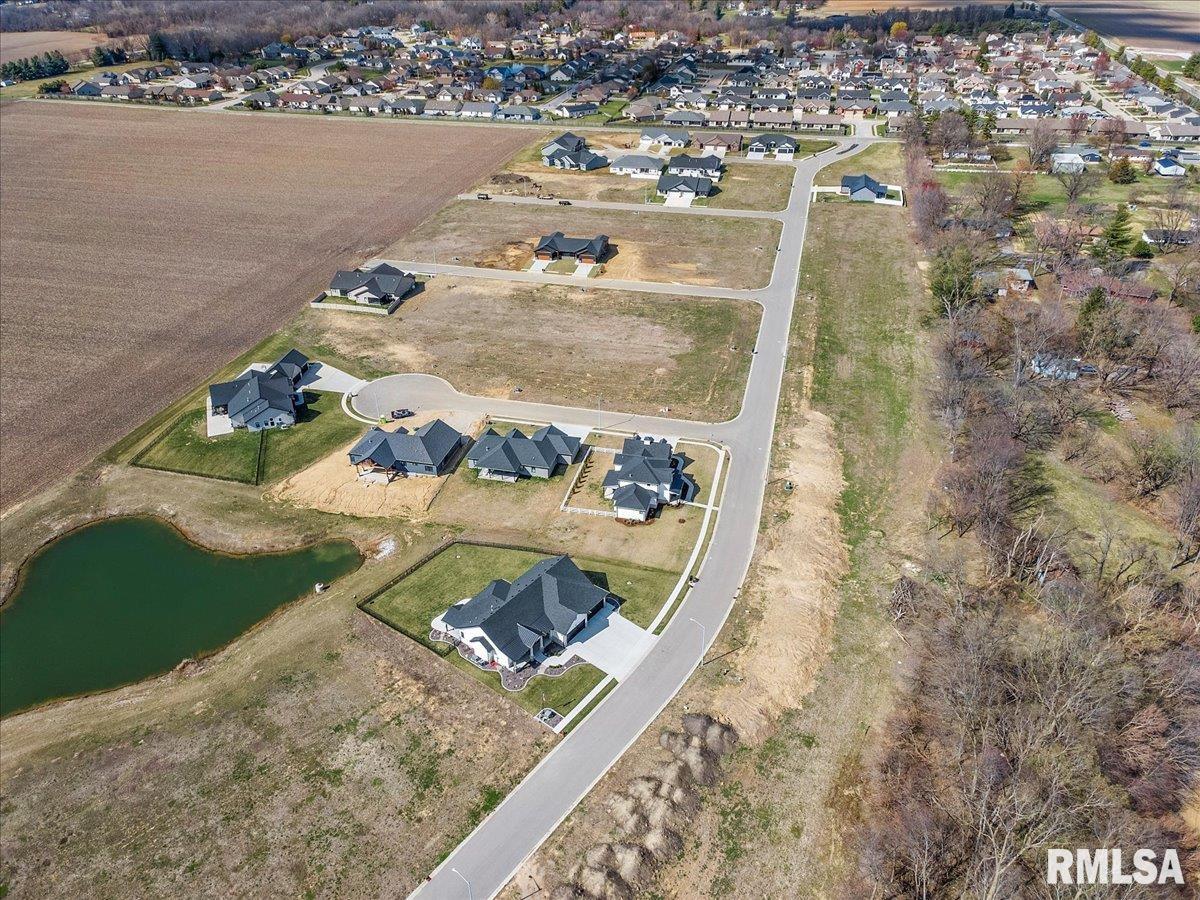 628 Sloan Drive, Springfield, Illinois image 10