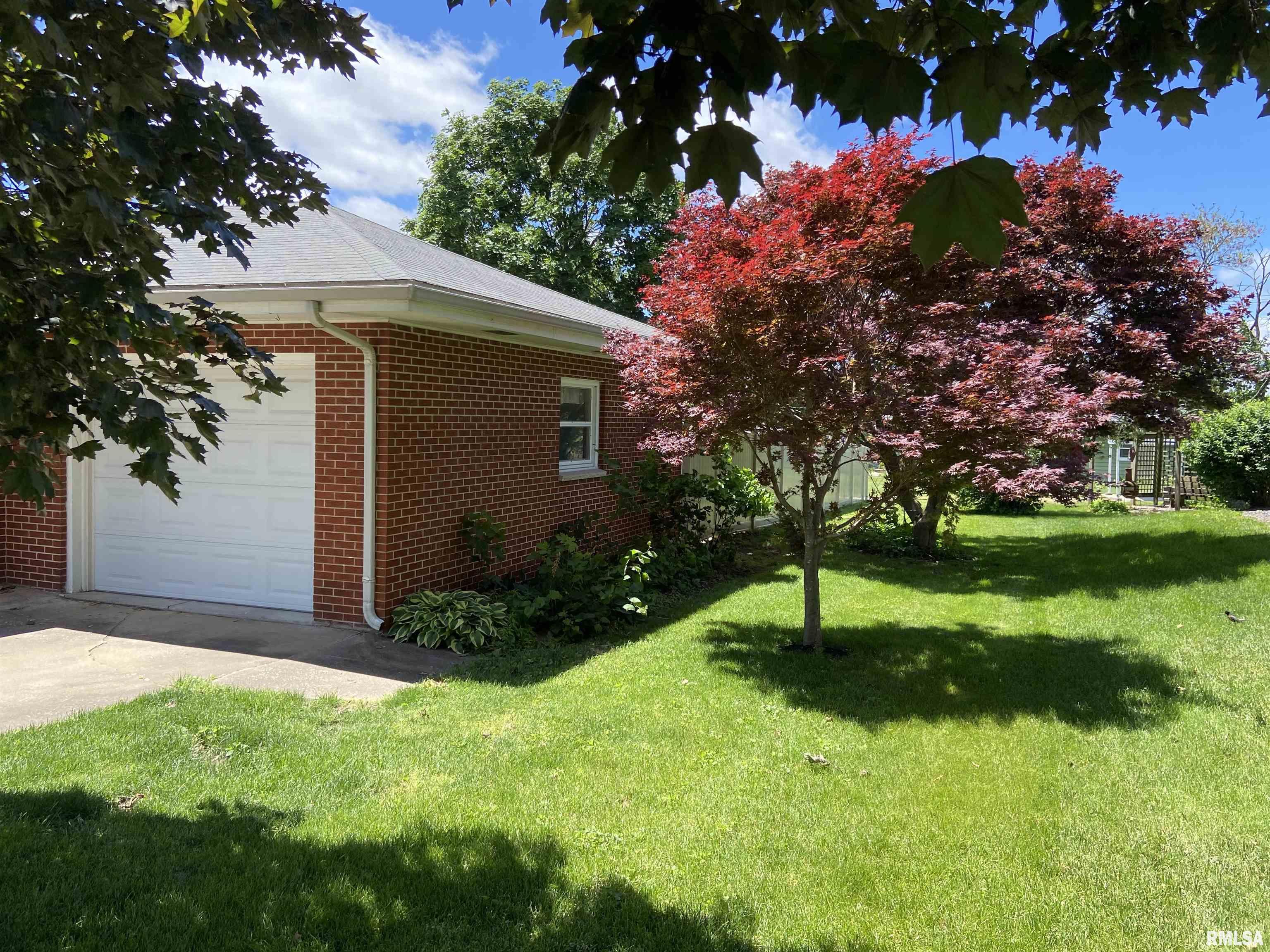 1018 S Spring Street, Palmyra, Missouri image 2