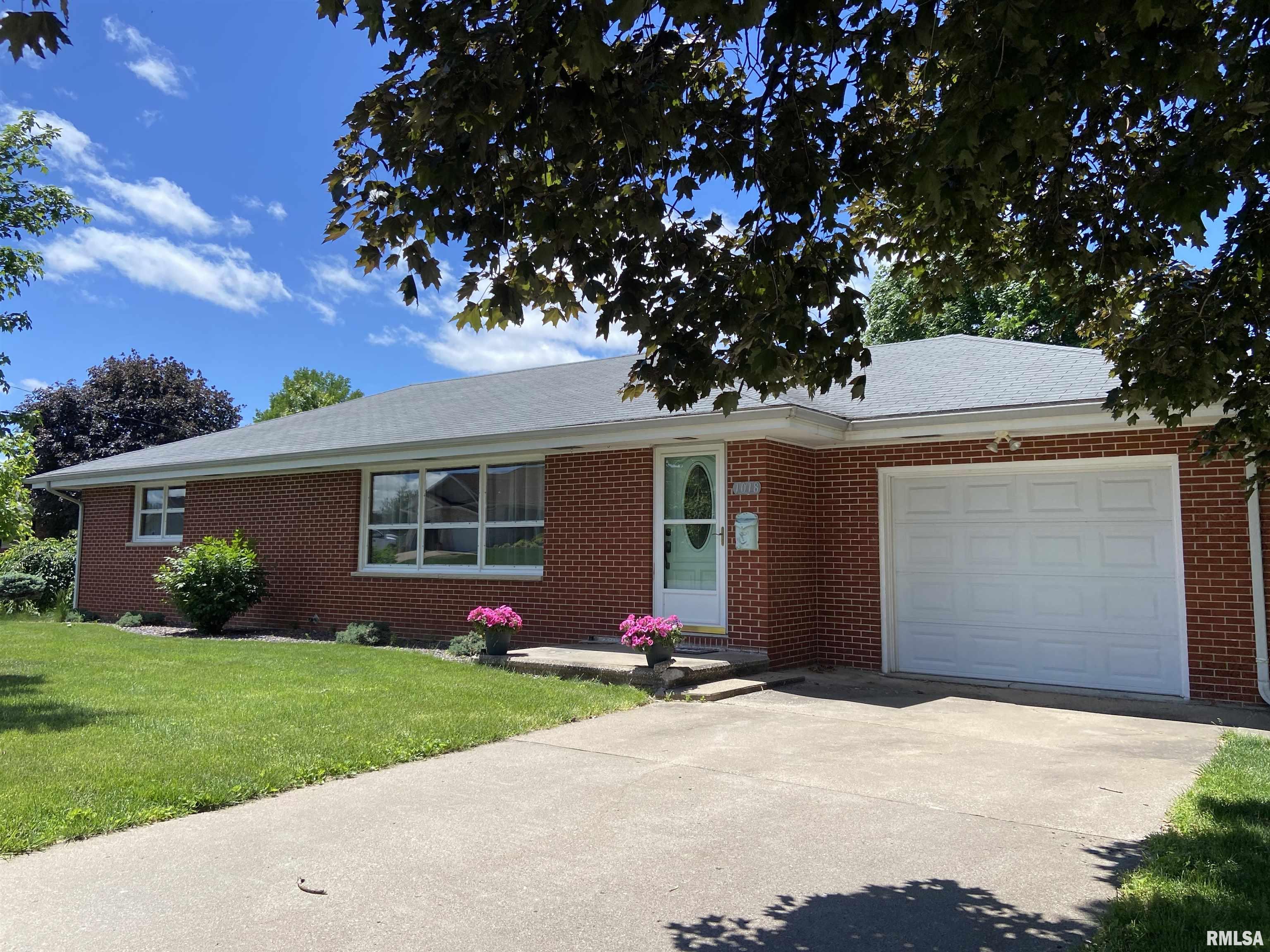 1018 S Spring Street, Palmyra, Missouri image 1