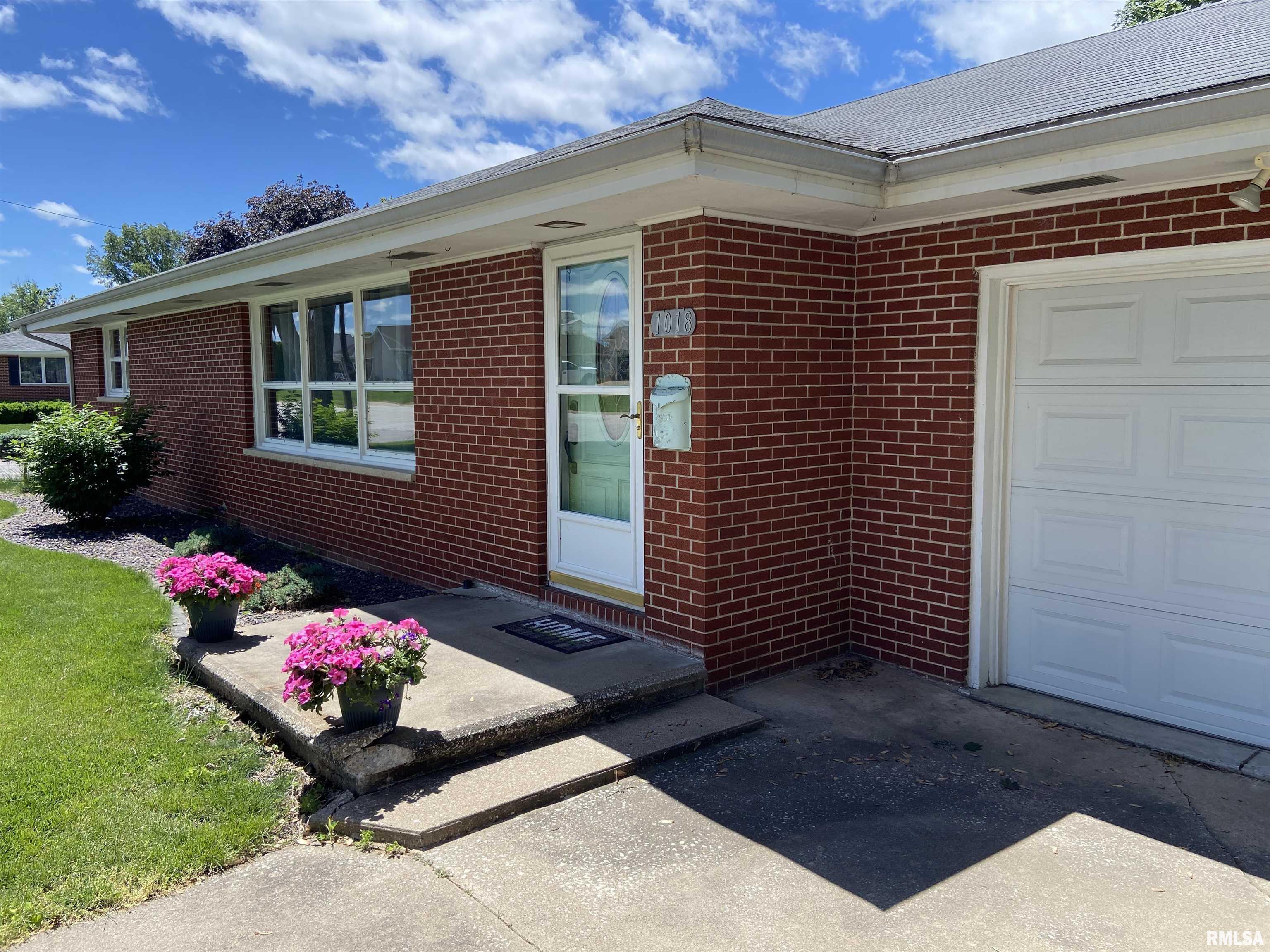 1018 S Spring Street, Palmyra, Missouri image 6