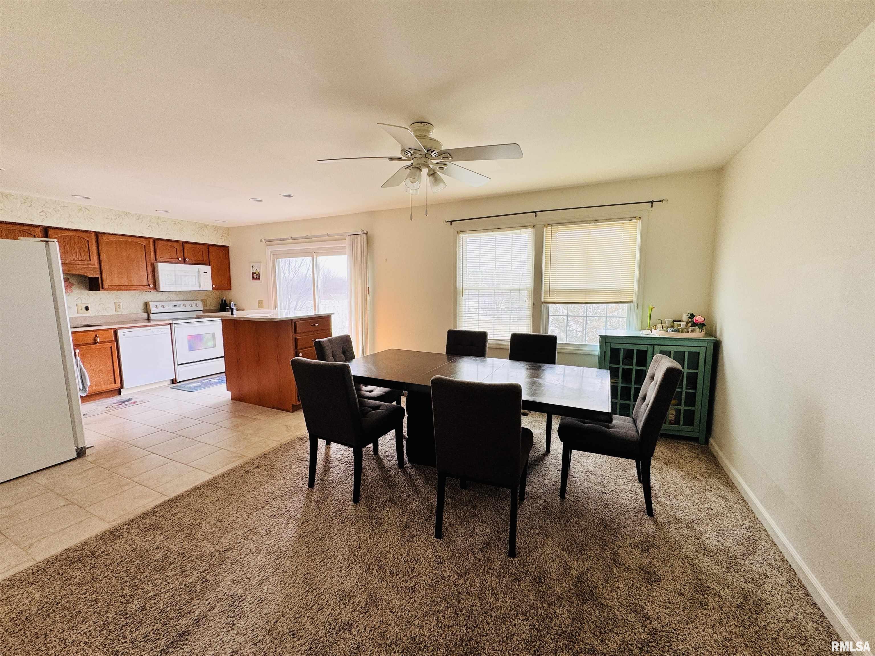 105 Arlington Drive, Macomb, Illinois image 4