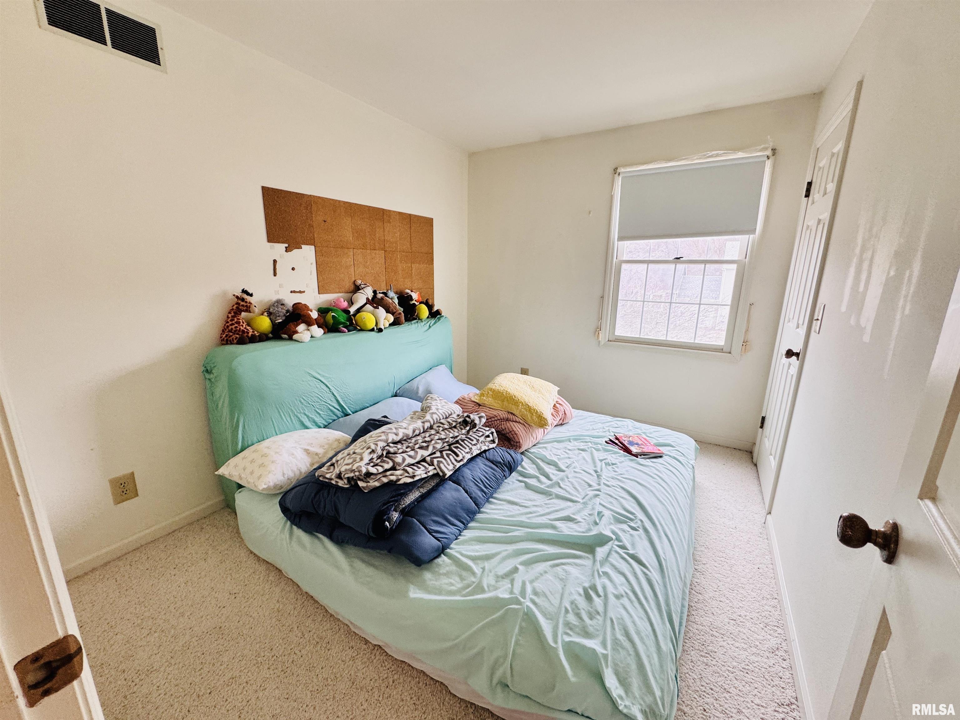 105 Arlington Drive, Macomb, Illinois image 12