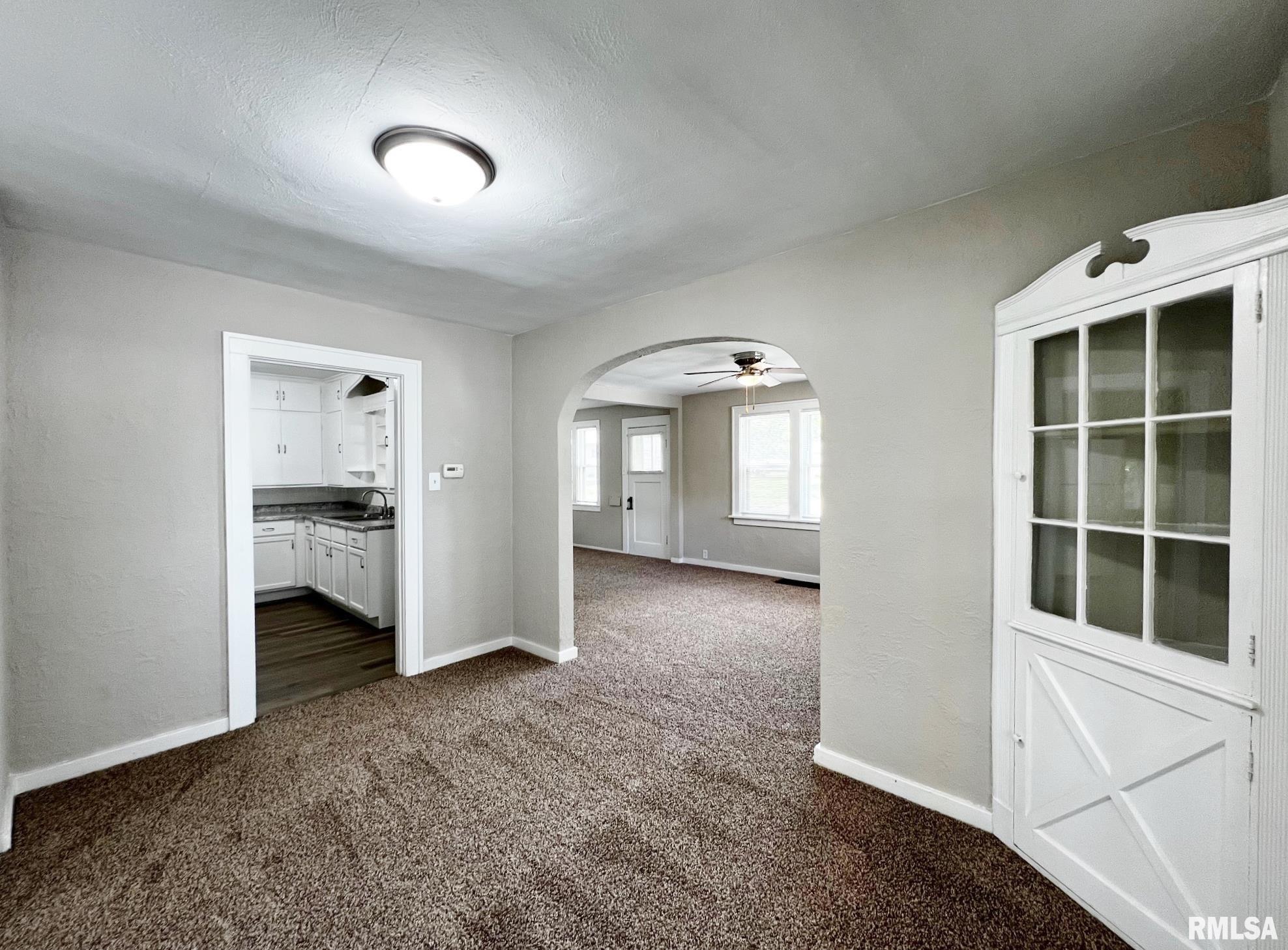 1113 & 1113 1/2 Charlotte Street, Pekin, Illinois image 13