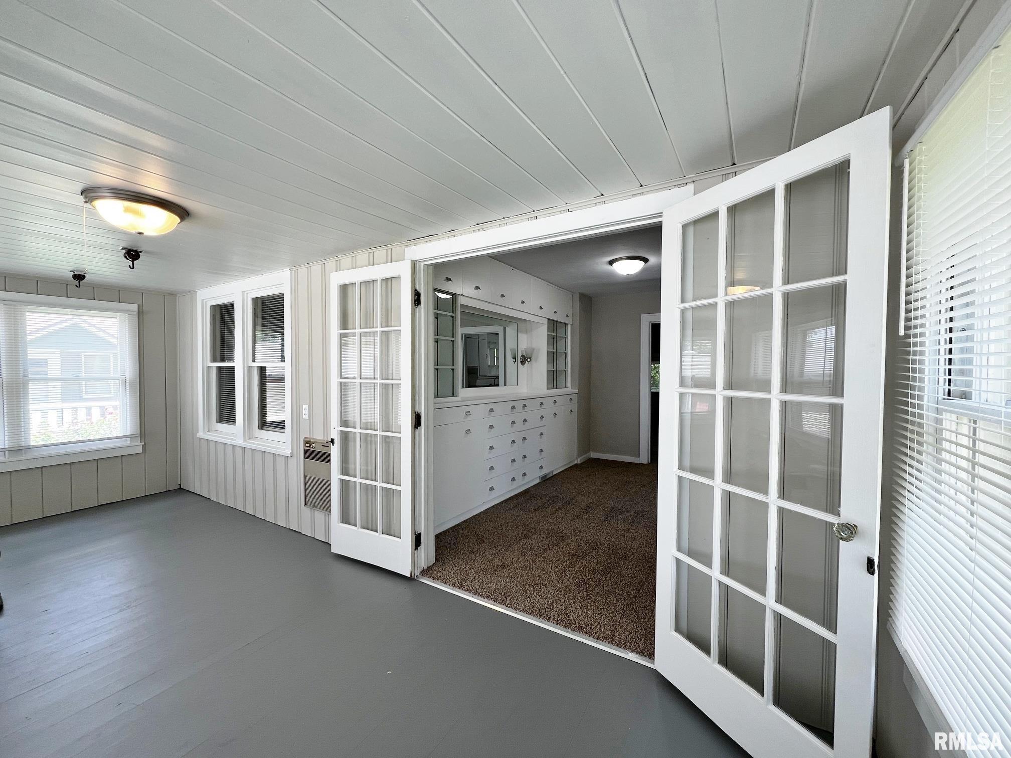 1113 & 1113 1/2 Charlotte Street, Pekin, Illinois image 16