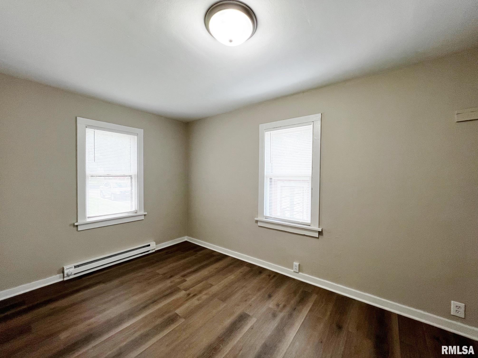 1113 & 1113 1/2 Charlotte Street, Pekin, Illinois image 37