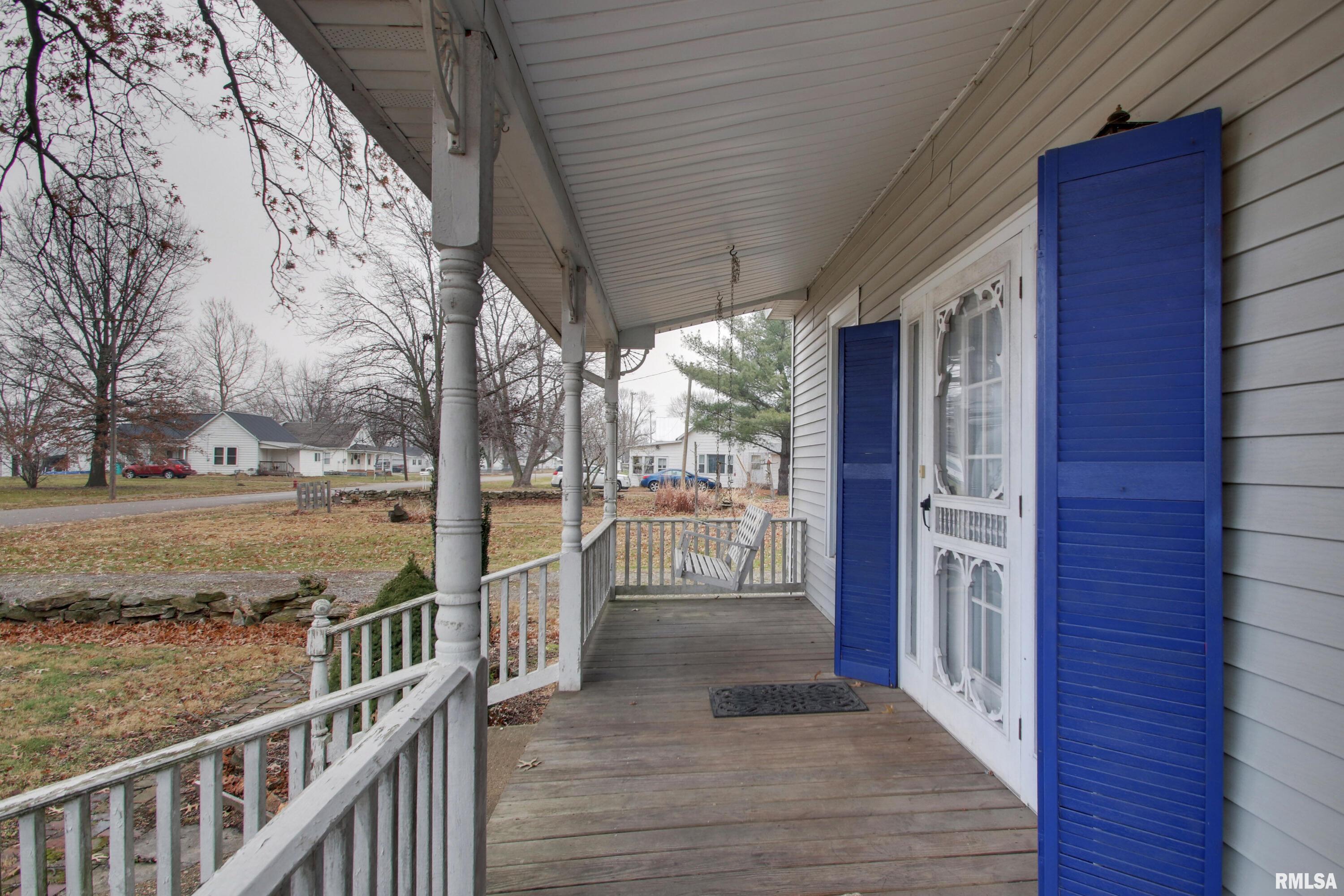 340 S Walnut Street, Hull, Illinois image 3