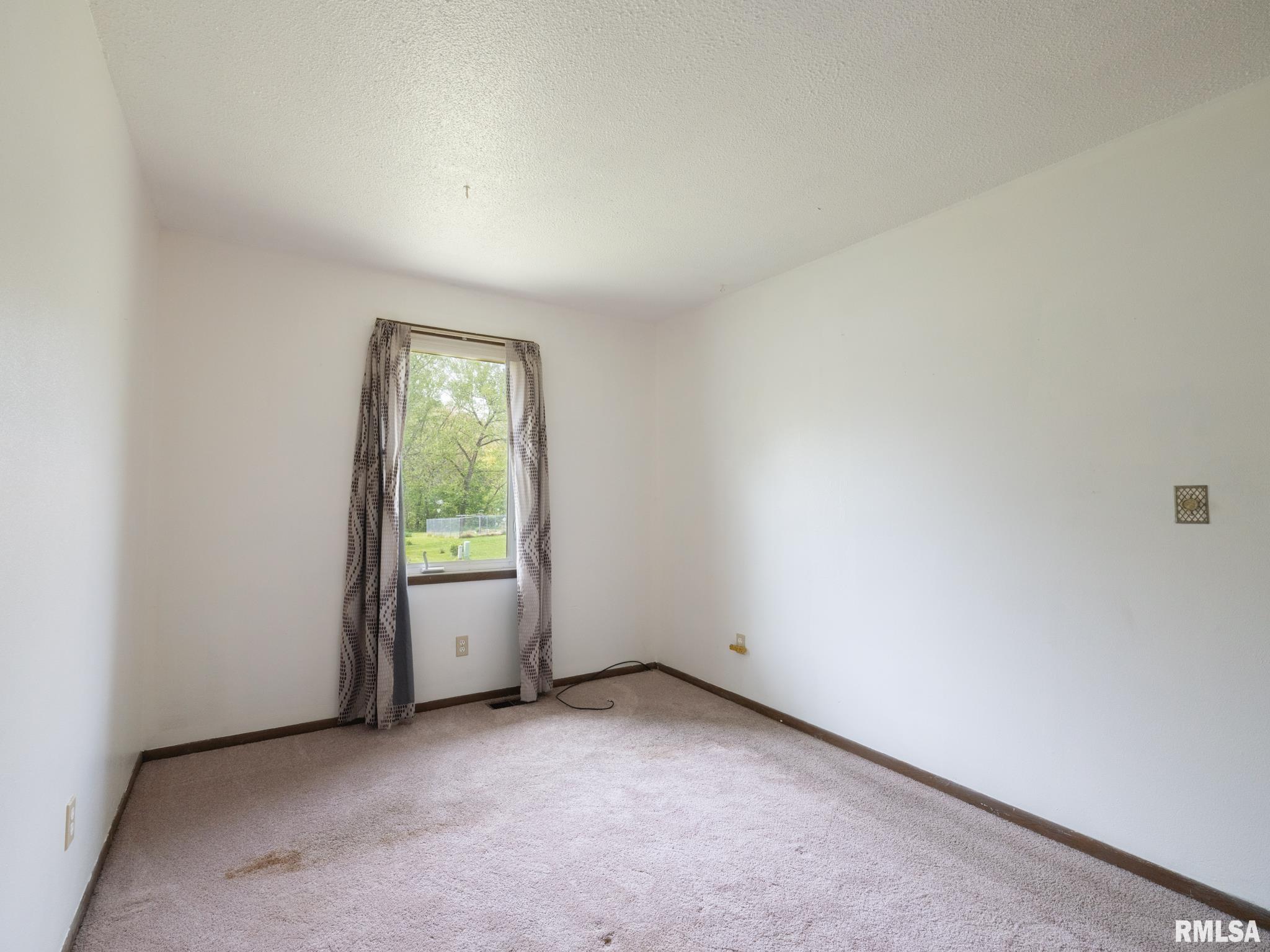 724 N Sunset Drive, Peoria, Illinois image 23
