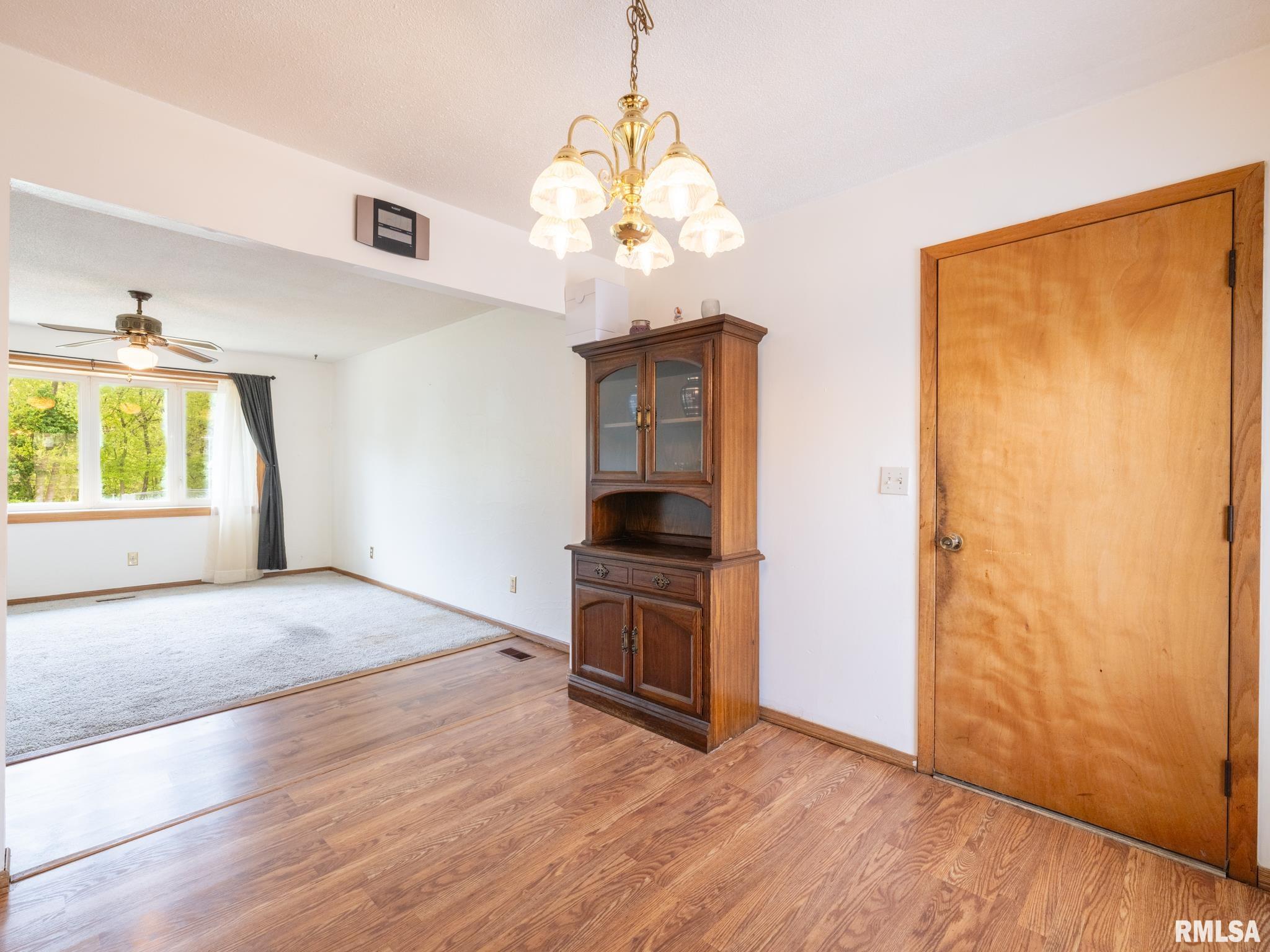 724 N Sunset Drive, Peoria, Illinois image 13
