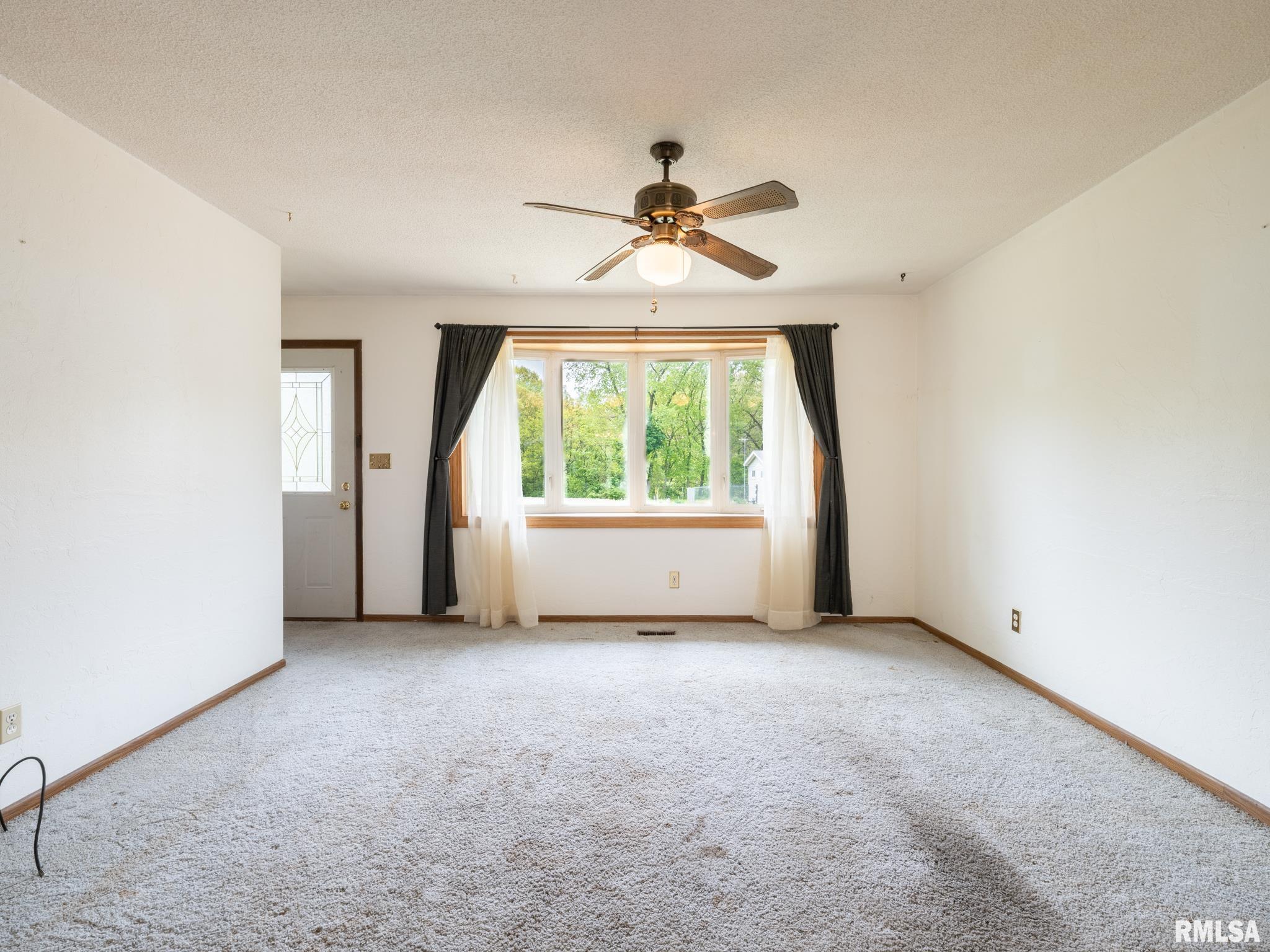 724 N Sunset Drive, Peoria, Illinois image 9