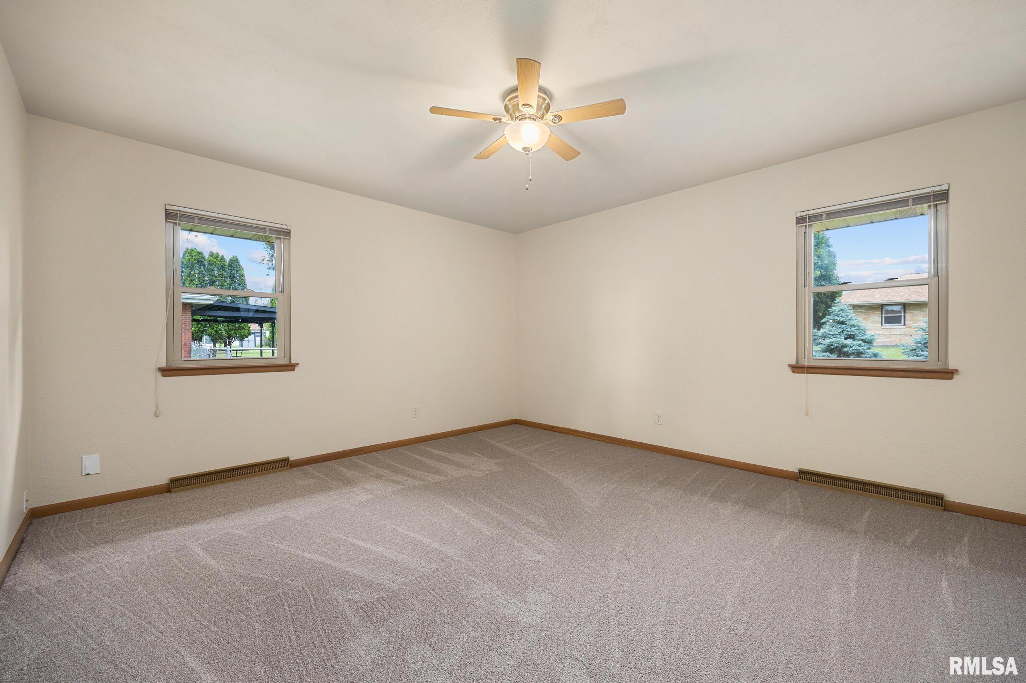 217 E Hazelwood Street, Morton, Illinois image 19