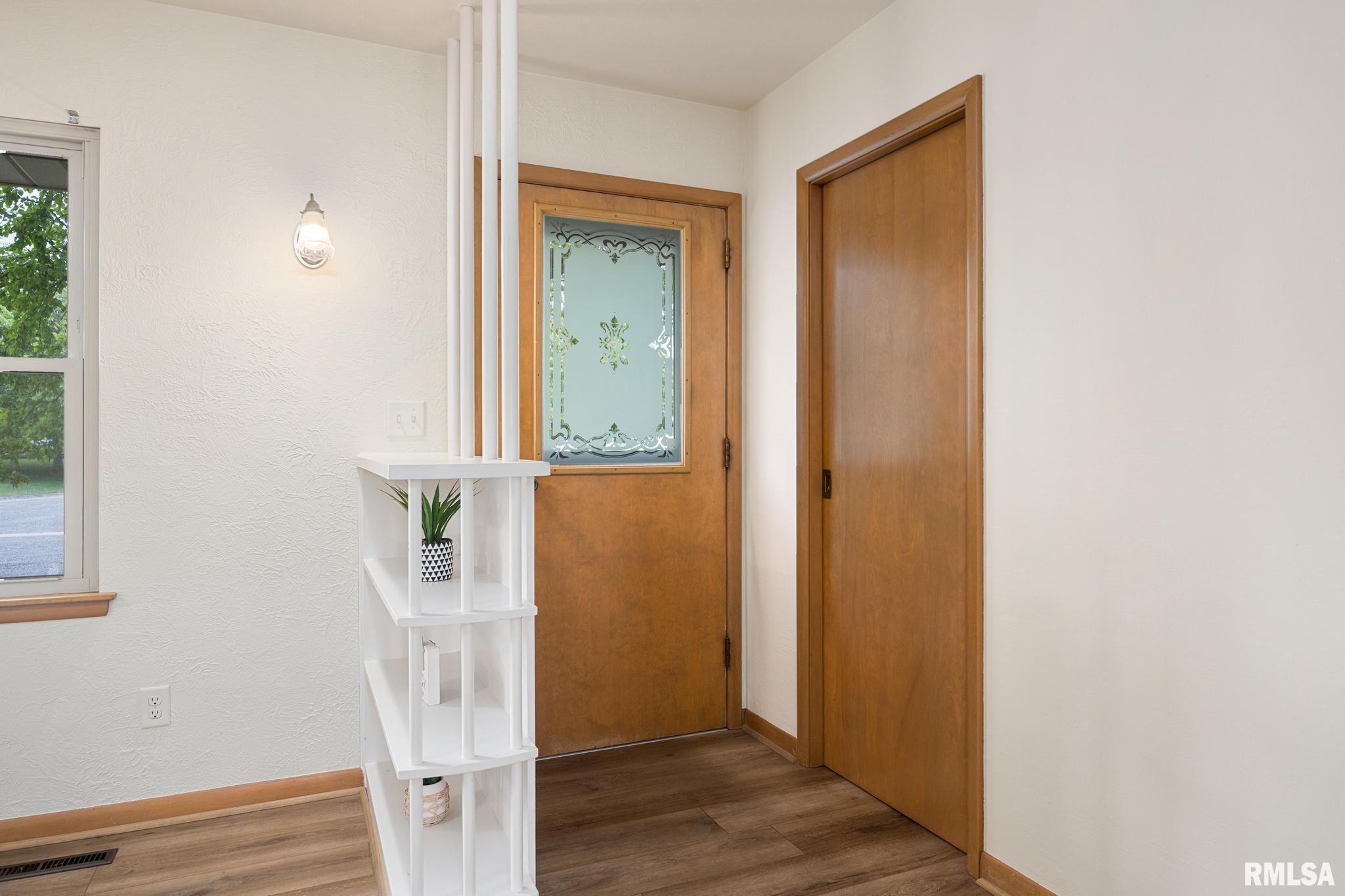 217 E Hazelwood Street, Morton, Illinois image 4