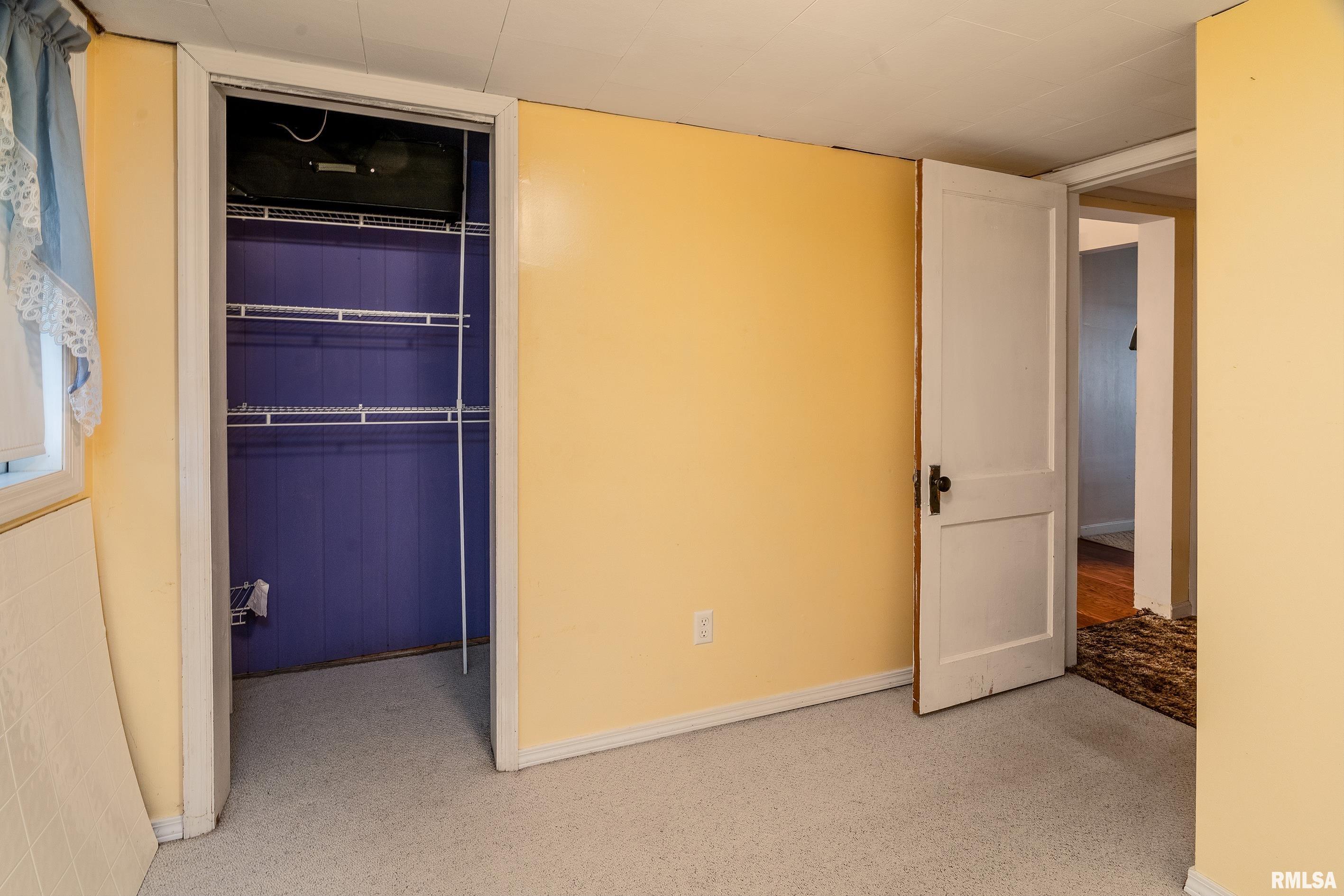 305 W Goodall Street, Marion, Illinois image 17