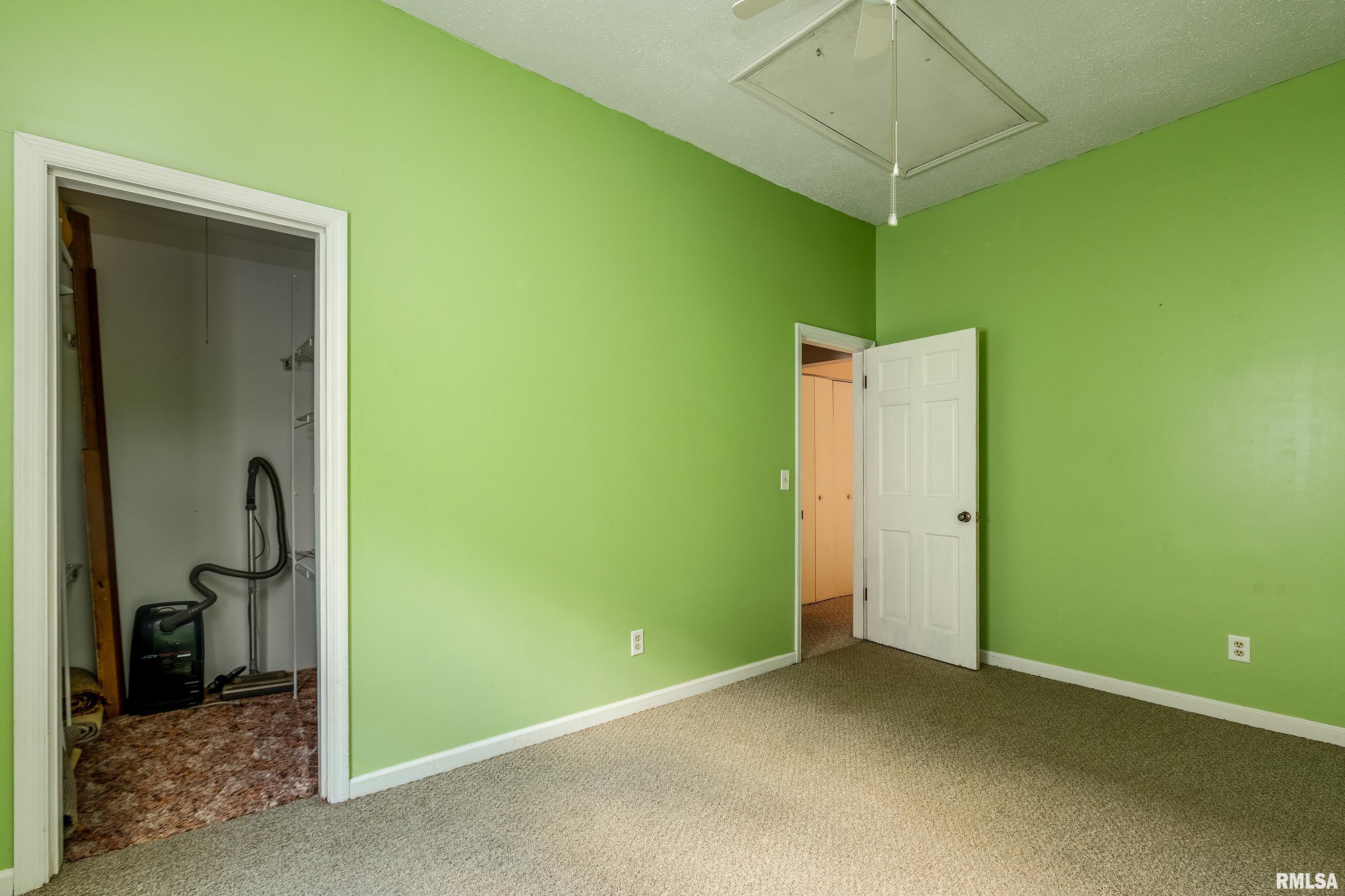 305 W Goodall Street, Marion, Illinois image 14